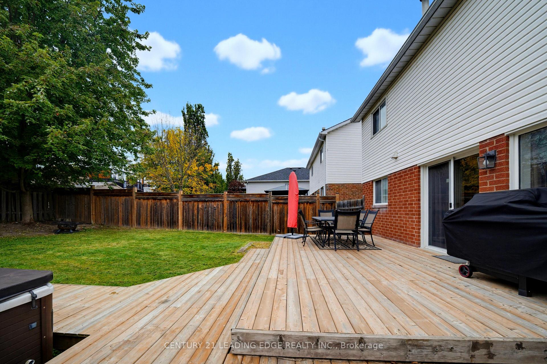 Photo 46 of 75 Hooper Square, Clarington, Bowmanville — HOMEH