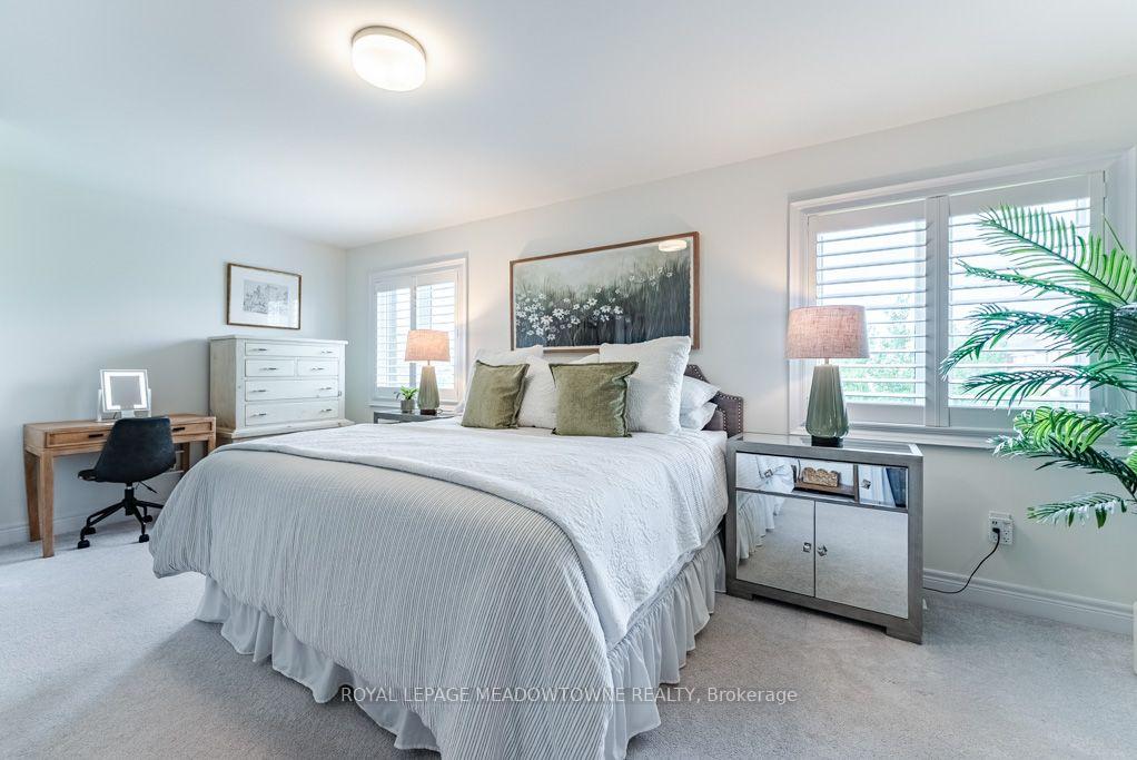 Photo 20 of 461 Parent Place, Milton, Ford — HOMEH