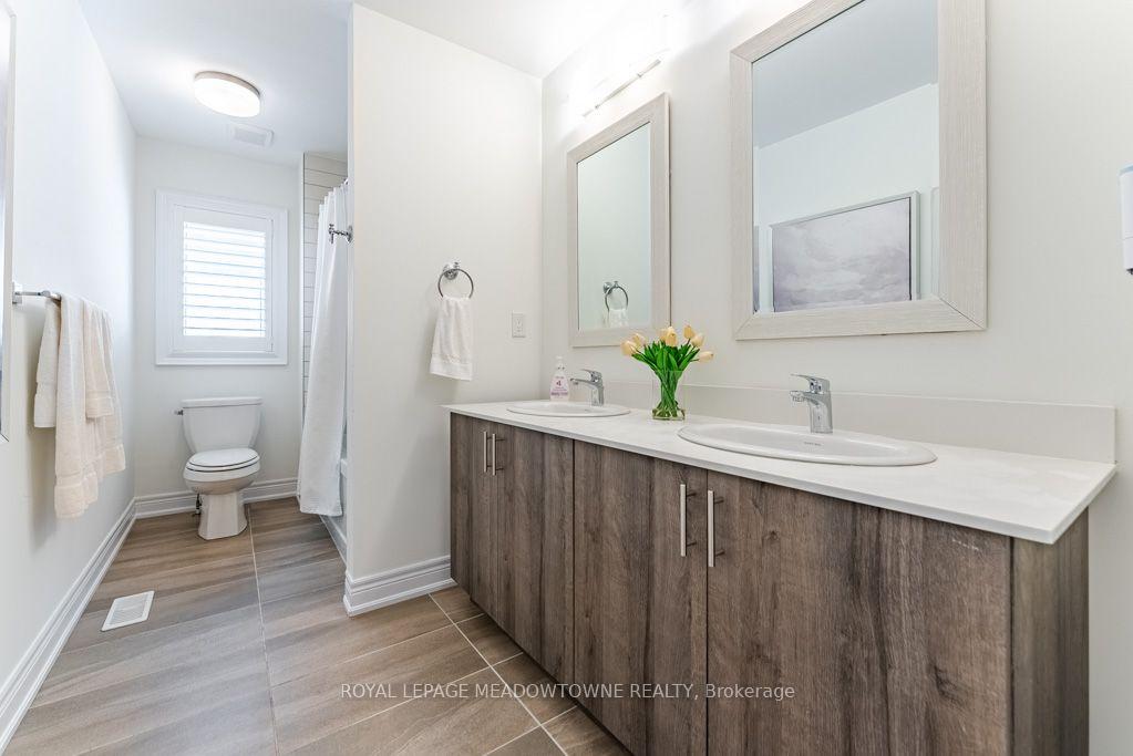 Photo 28 of 461 Parent Place, Milton, Ford — HOMEH