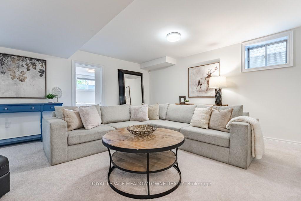 Photo 34 of 461 Parent Place, Milton, Ford — HOMEH