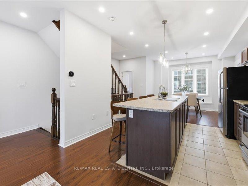 Photo 14 of Unit 9, 122 Dundas Street E, Hamilton, Waterdown — HOMEH