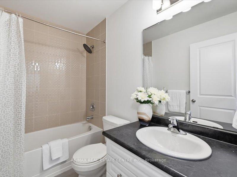 Photo 31 of Unit 9, 122 Dundas Street E, Hamilton, Waterdown — HOMEH