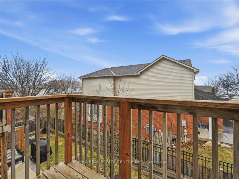 Photo 32 of Unit 9, 122 Dundas Street E, Hamilton, Waterdown — HOMEH