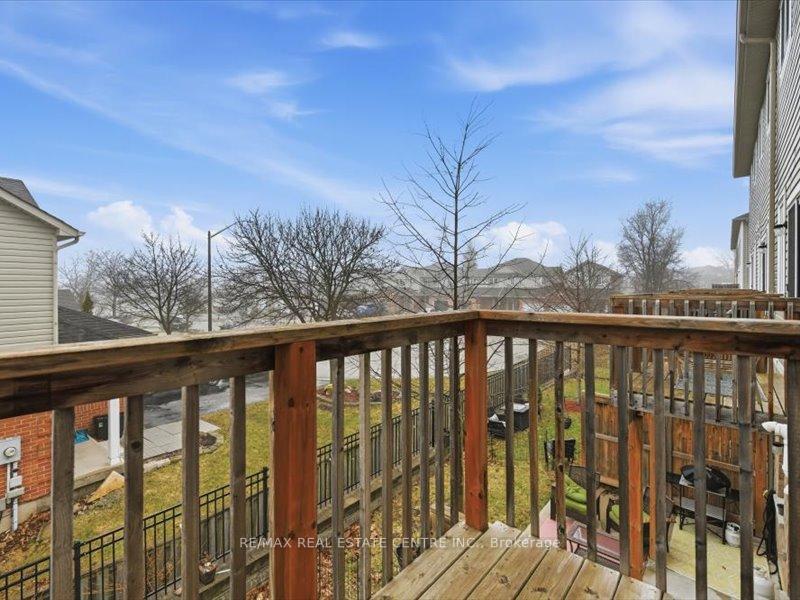 Photo 33 of Unit 9, 122 Dundas Street E, Hamilton, Waterdown — HOMEH