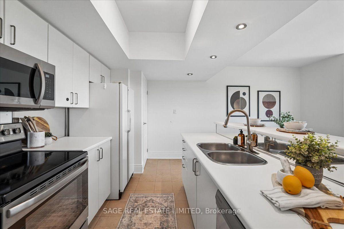 Photo 23 of Unit 901, 97 Lawton Boulevard, Toronto, Yonge-St. Clair — HOMEH