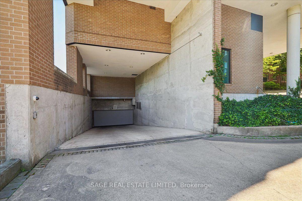 Photo 39 of Unit 901, 97 Lawton Boulevard, Toronto, Yonge-St. Clair — HOMEH
