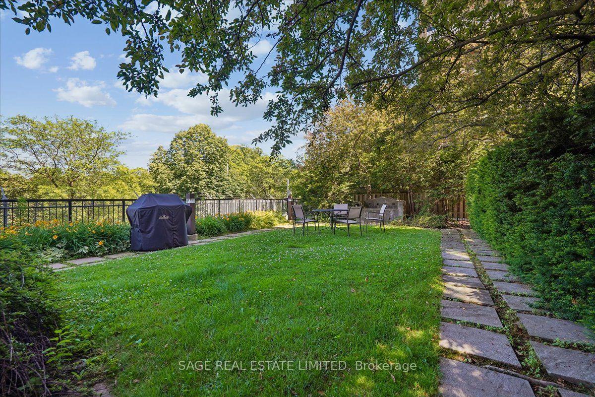 Photo 41 of Unit 901, 97 Lawton Boulevard, Toronto, Yonge-St. Clair — HOMEH