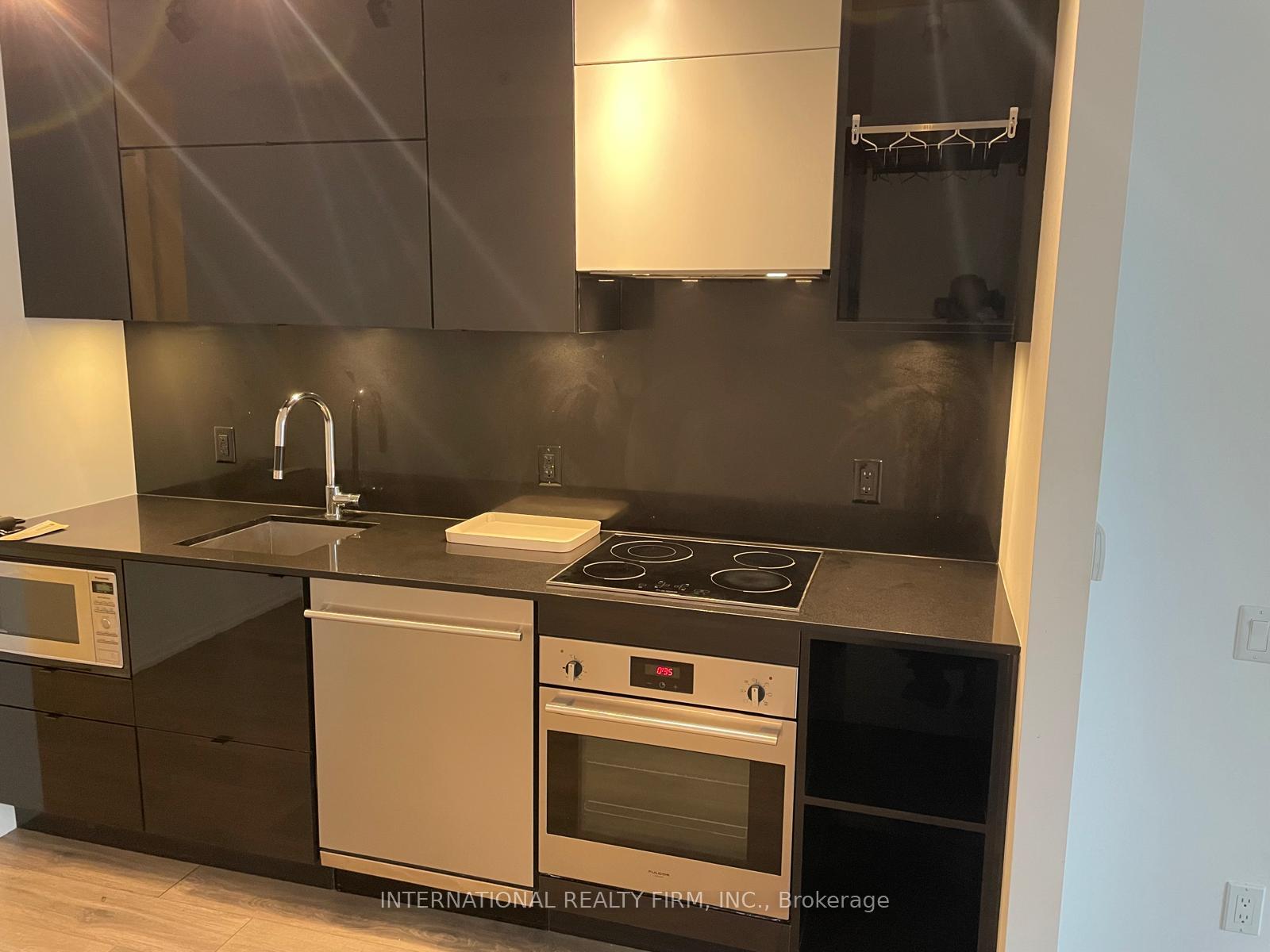 Photo 37 of Unit 1710, 125 Peter Street, Toronto, Waterfront Communities — HOMEH