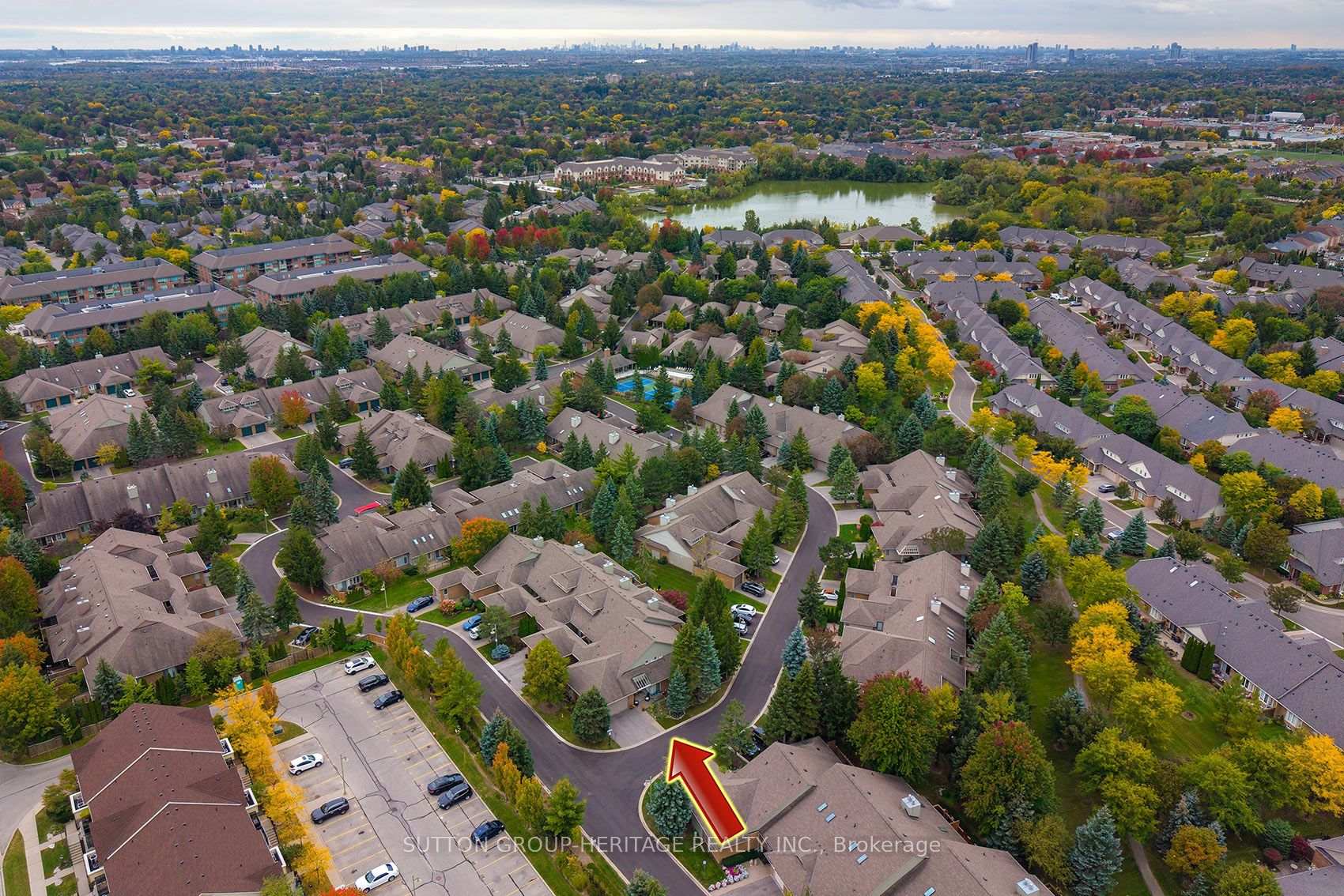 Photo 2 of 38 Augusta Drive Way, Markham, Greensborough — HOMEH