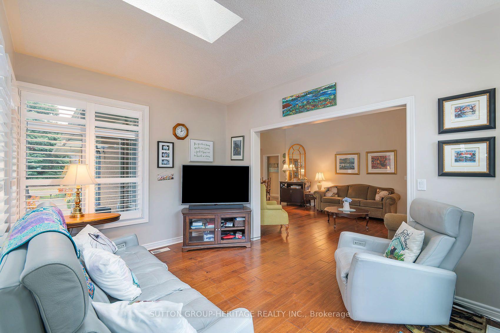 Photo 10 of 38 Augusta Drive Way, Markham, Greensborough — HOMEH