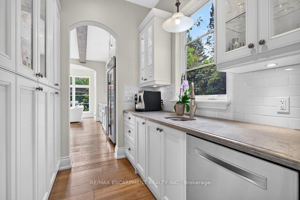 Photo 16 of 2188 Caroline Street, Burlington, Brant — HOMEH