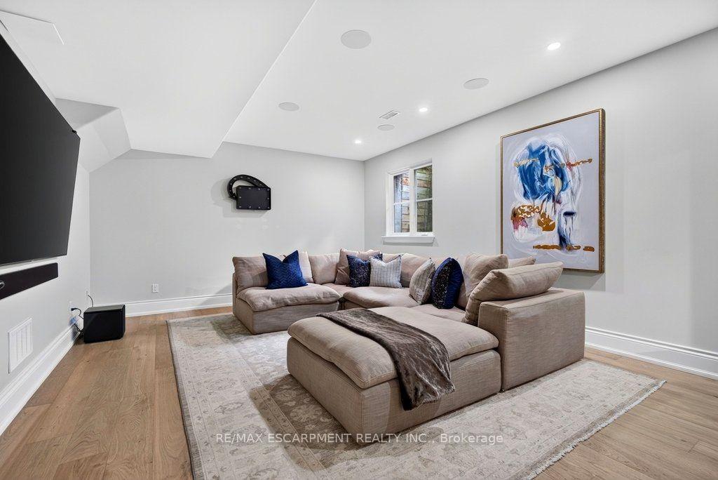 Photo 35 of 2188 Caroline Street, Burlington, Brant — HOMEH