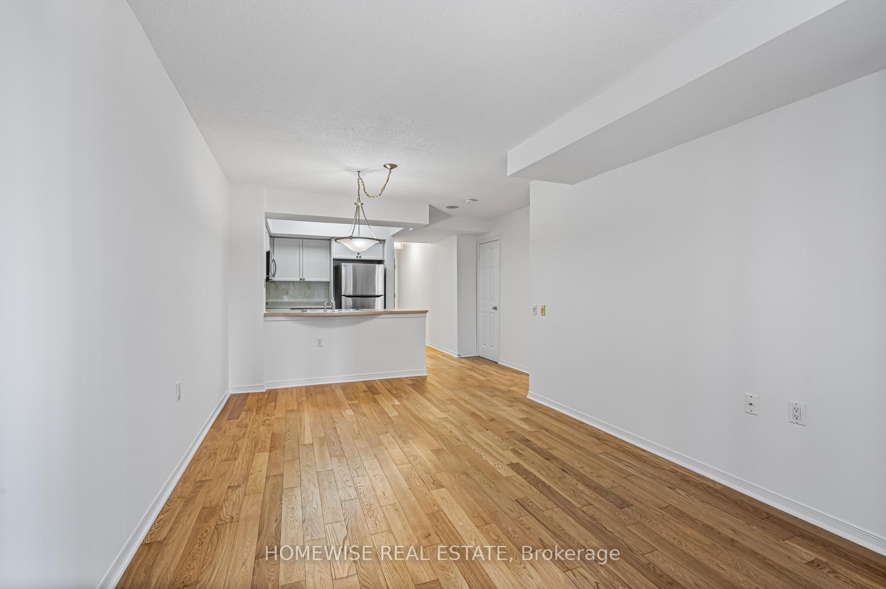 Photo 9 of Unit 601, 388 Bloor Street E, Toronto, Rosedale-Moore Park — HOMEH