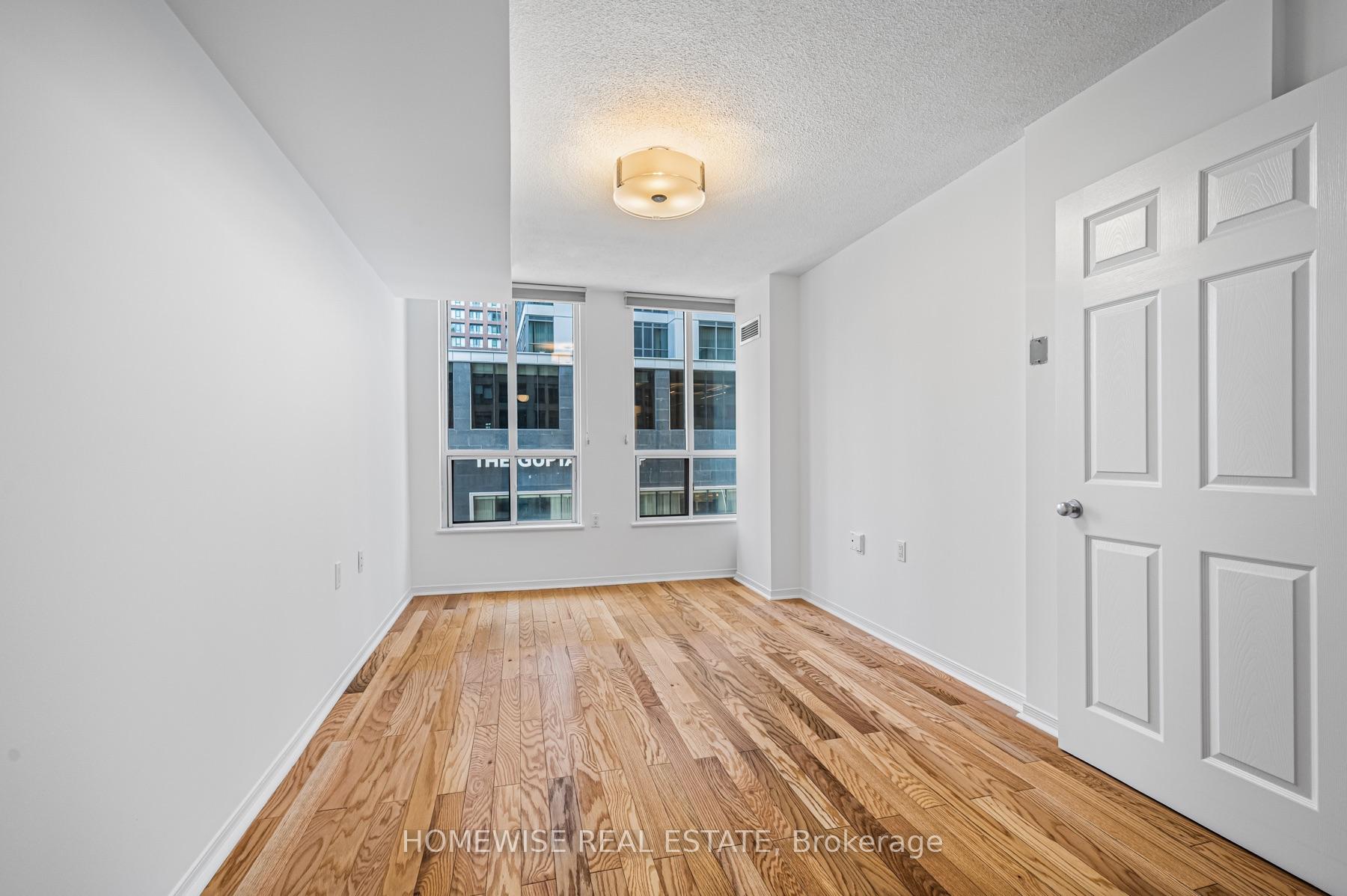 Photo 12 of Unit 601, 388 Bloor Street E, Toronto, Rosedale-Moore Park — HOMEH