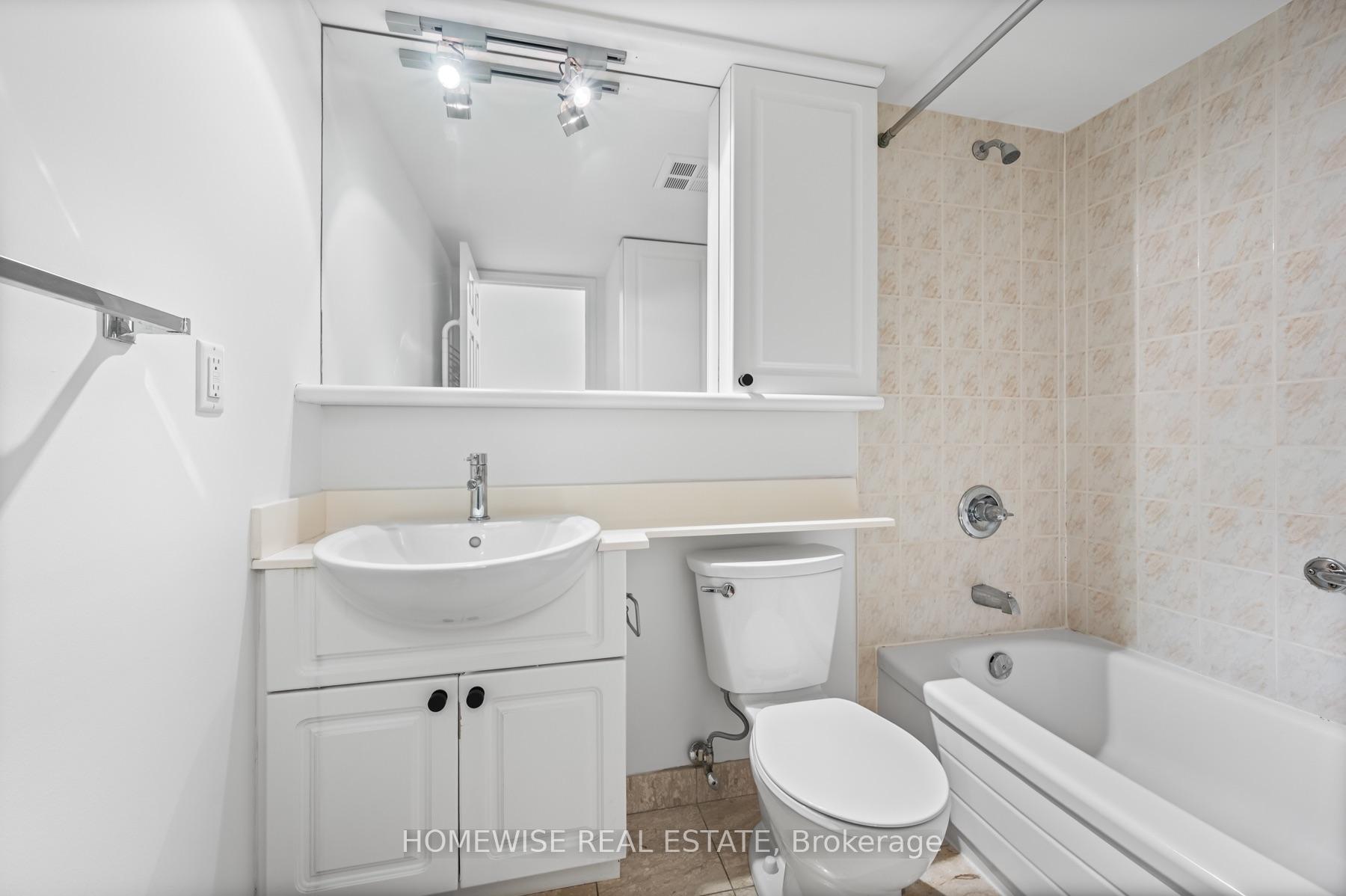 Photo 17 of Unit 601, 388 Bloor Street E, Toronto, Rosedale-Moore Park — HOMEH
