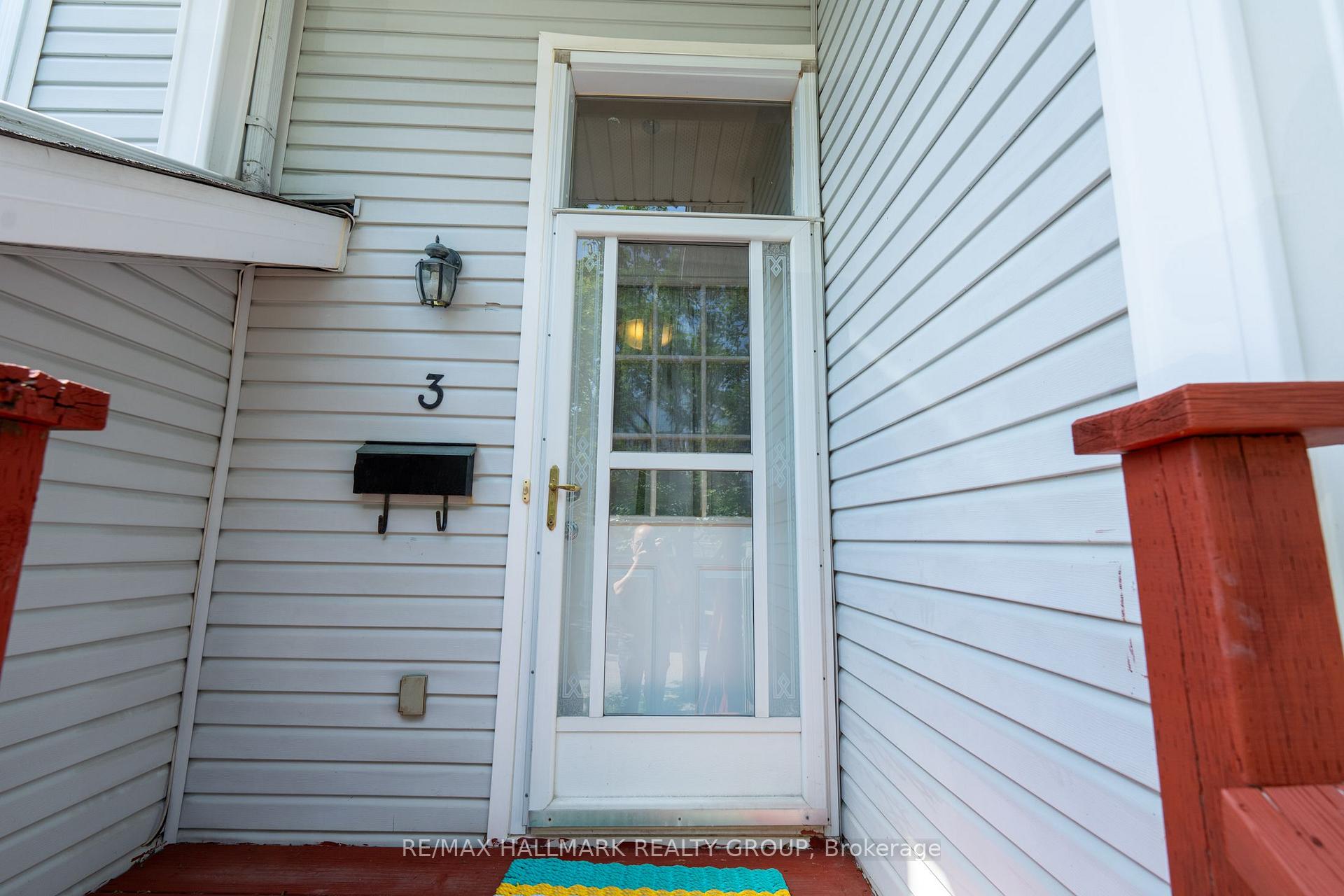 Photo 3 of 3 Seth Private, Ottawa, Carson Meadows — HOMEH