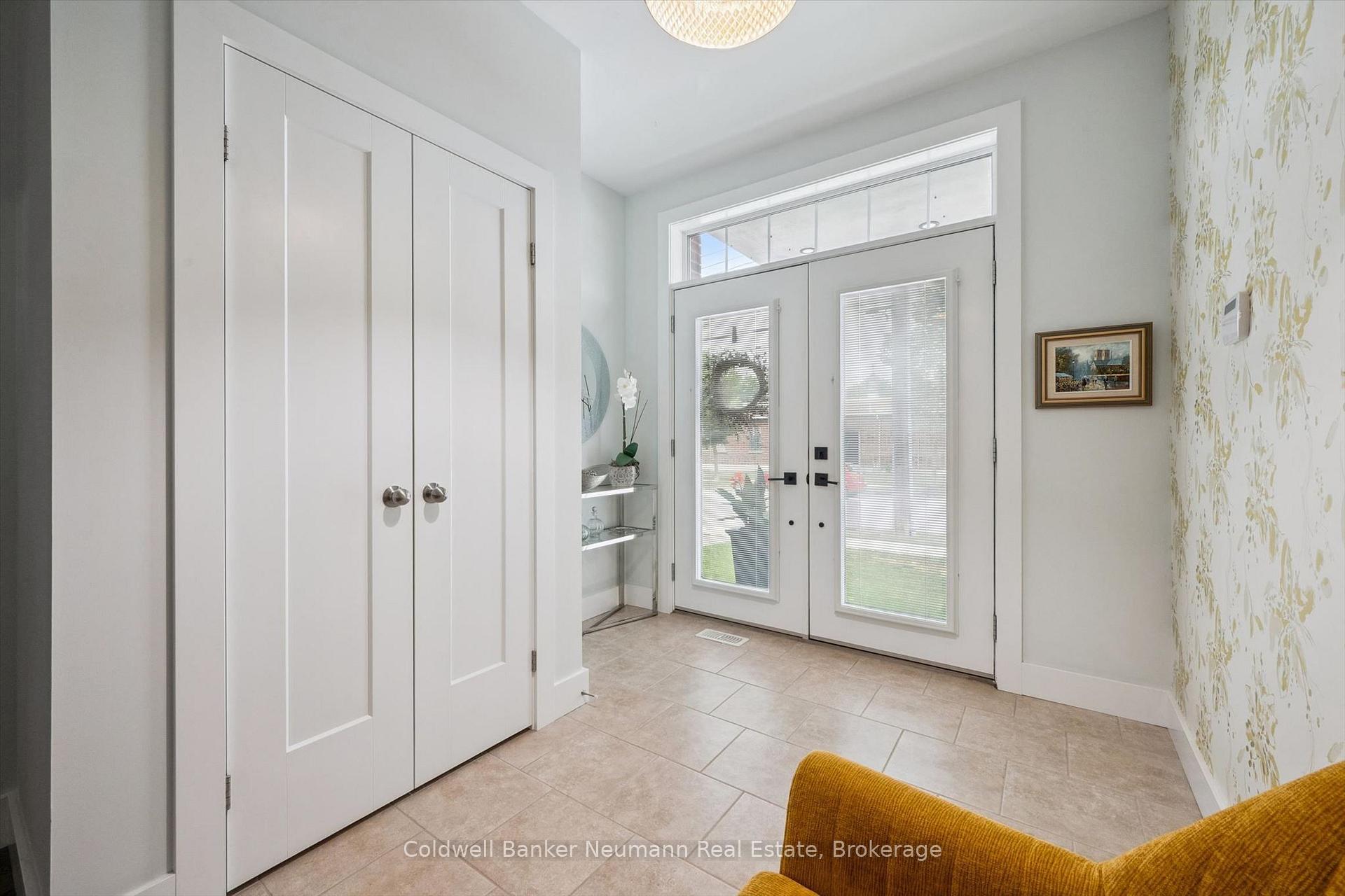 Photo 5 of 169 Morris Street, Guelph, St. Patrick's Ward — HOMEH