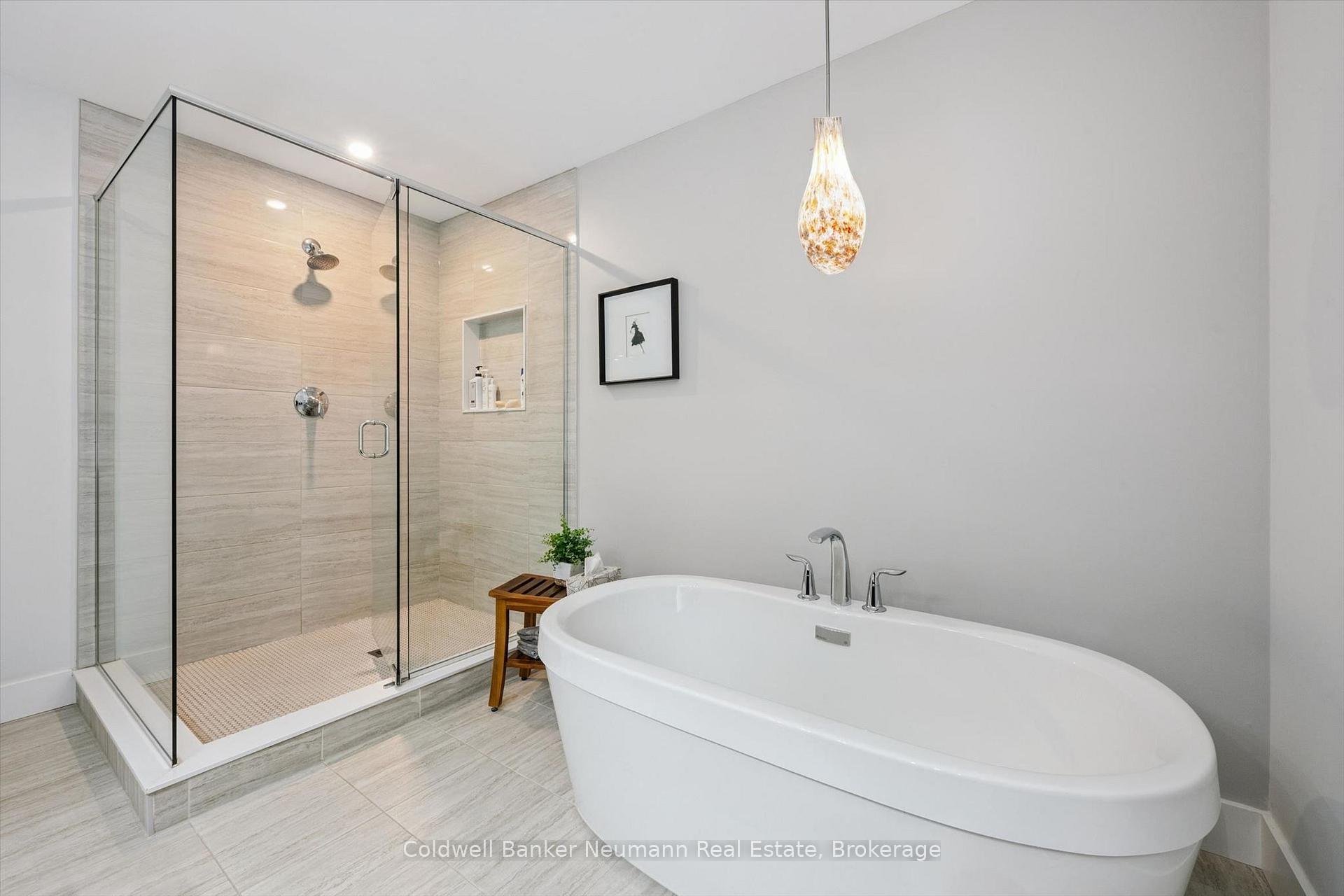 Photo 23 of 169 Morris Street, Guelph, St. Patrick's Ward — HOMEH