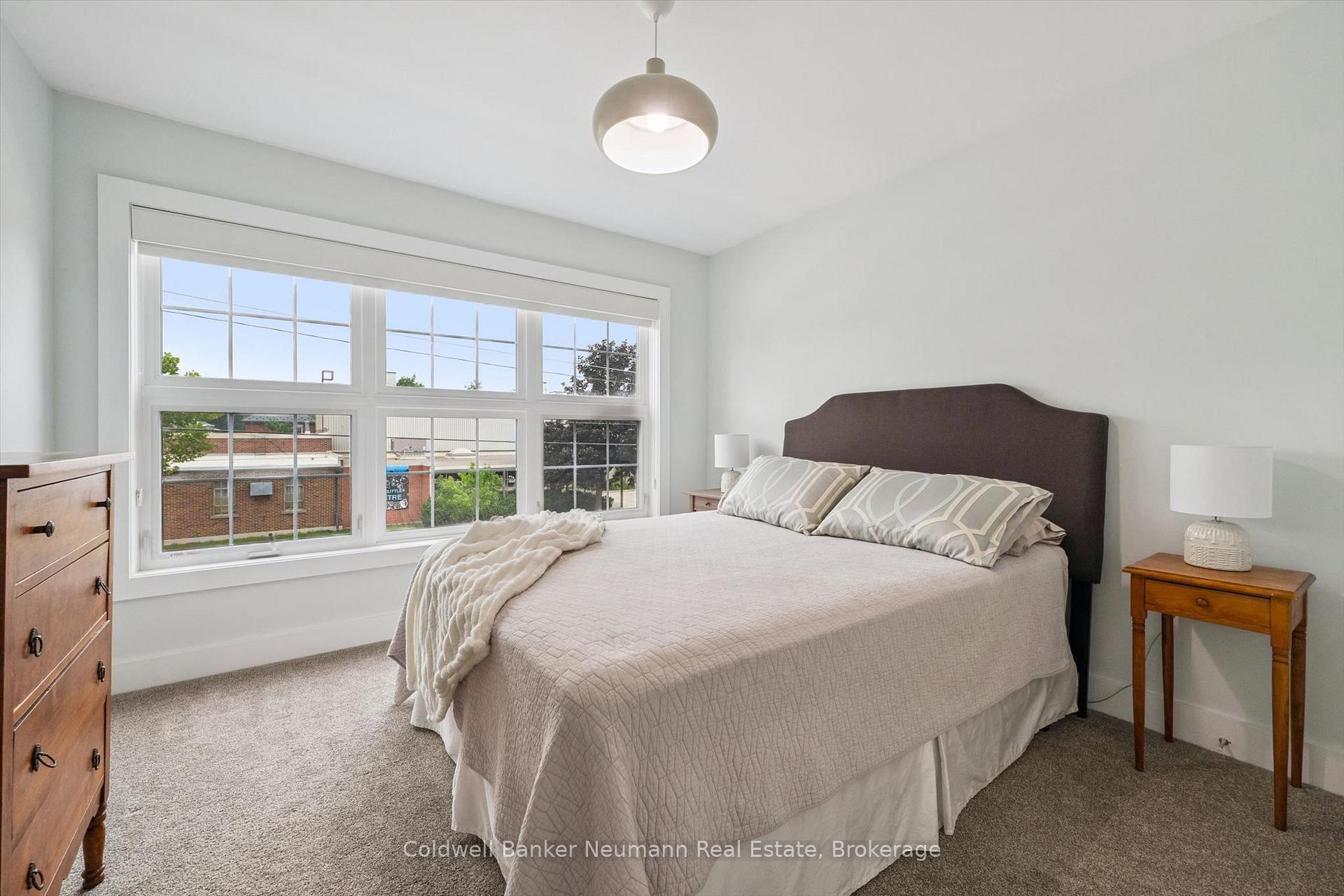 Photo 24 of 169 Morris Street, Guelph, St. Patrick's Ward — HOMEH