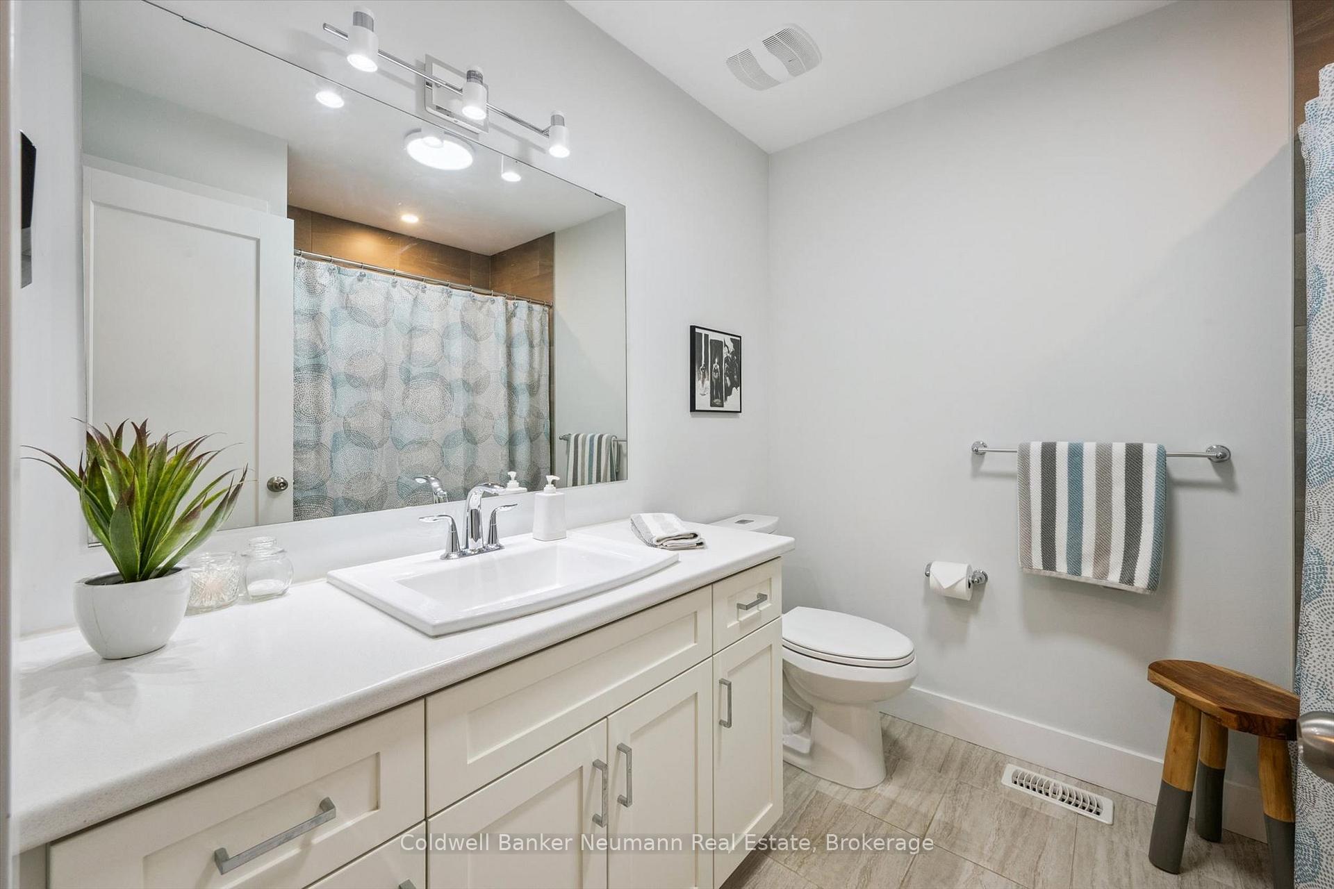 Photo 28 of 169 Morris Street, Guelph, St. Patrick's Ward — HOMEH