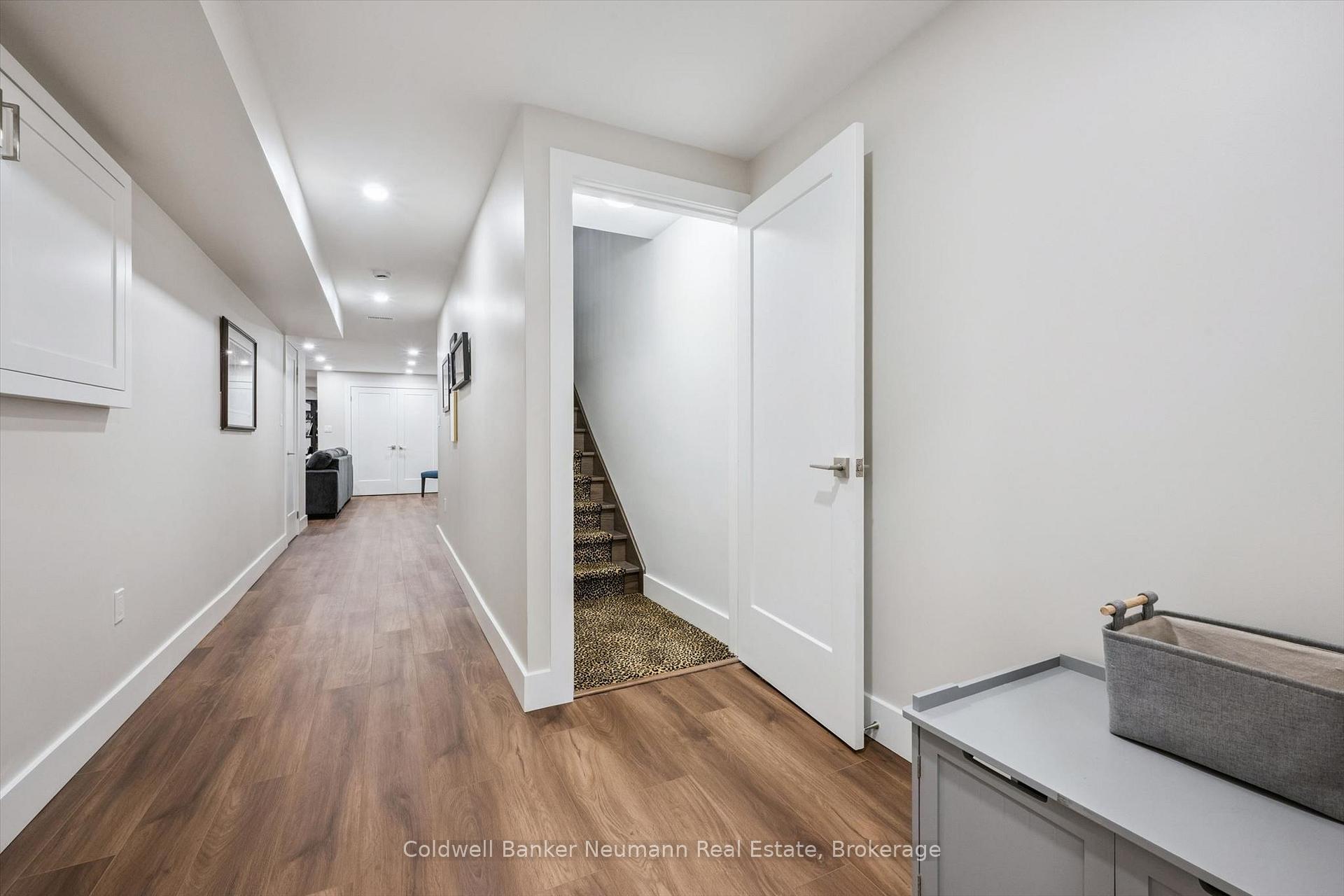 Photo 29 of 169 Morris Street, Guelph, St. Patrick's Ward — HOMEH