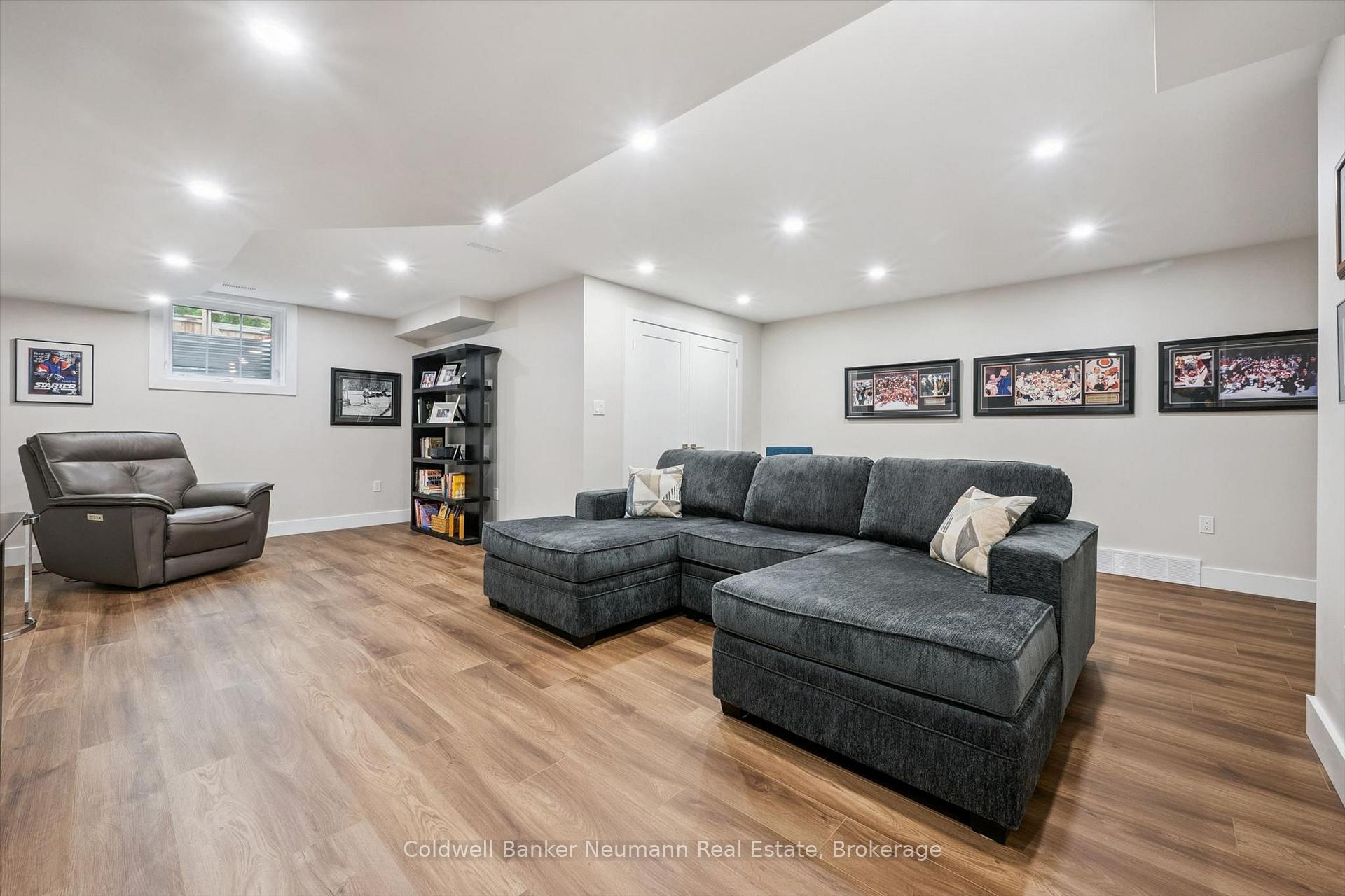 Photo 31 of 169 Morris Street, Guelph, St. Patrick's Ward — HOMEH