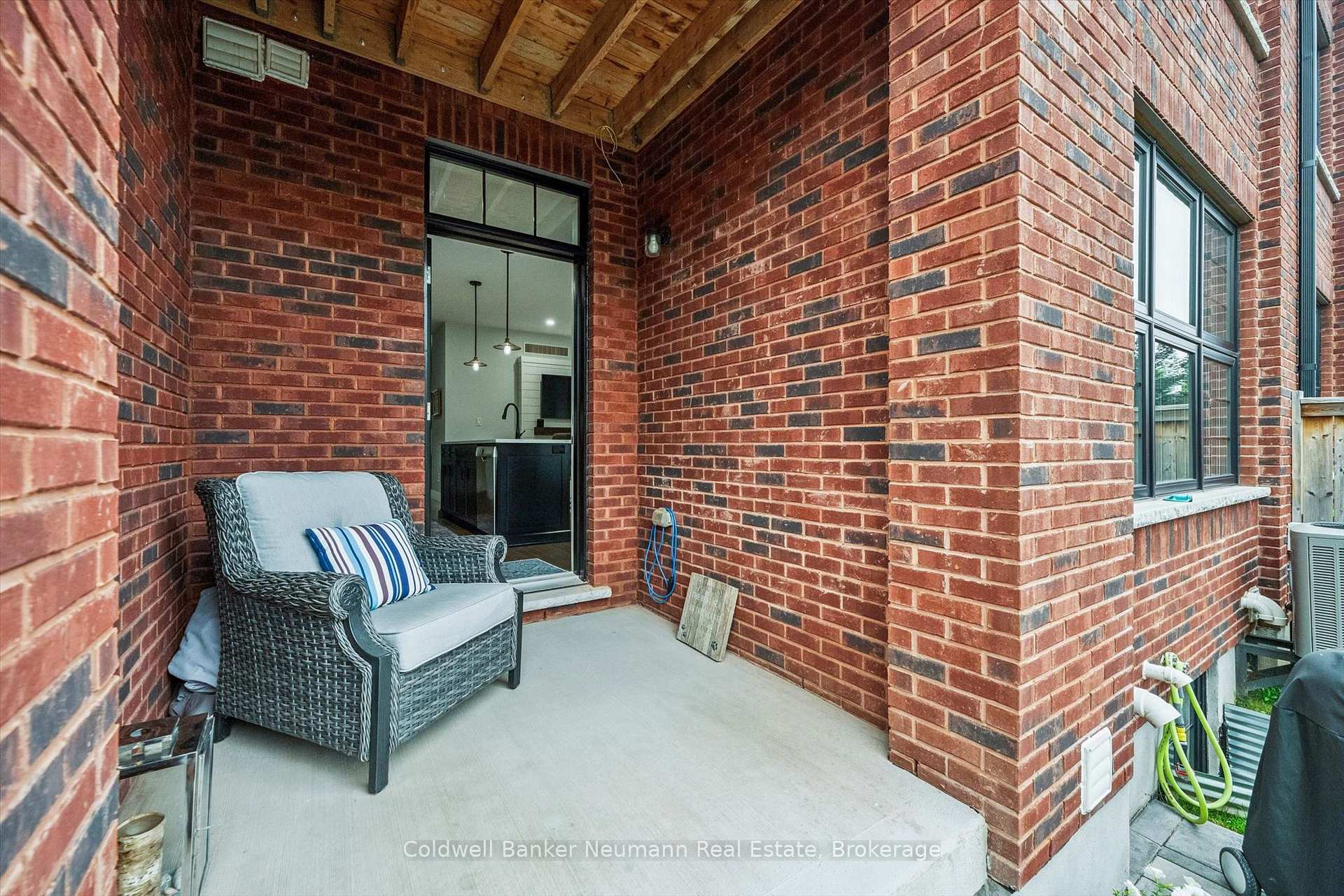 Photo 40 of 169 Morris Street, Guelph, St. Patrick's Ward — HOMEH