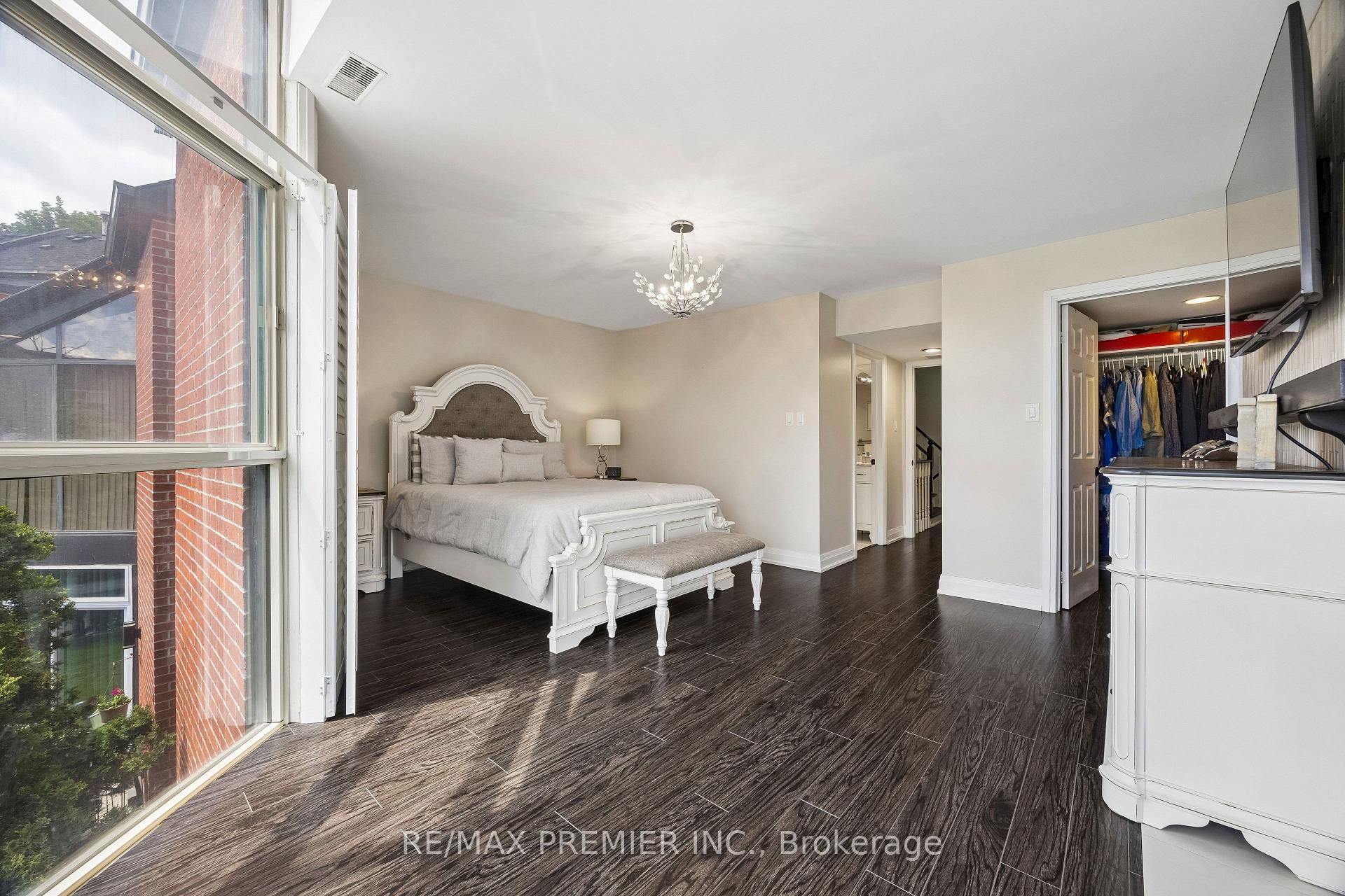 Photo 15 of Unit TH 8, 100 Arbors Lane, Vaughan, West Woodbridge — HOMEH