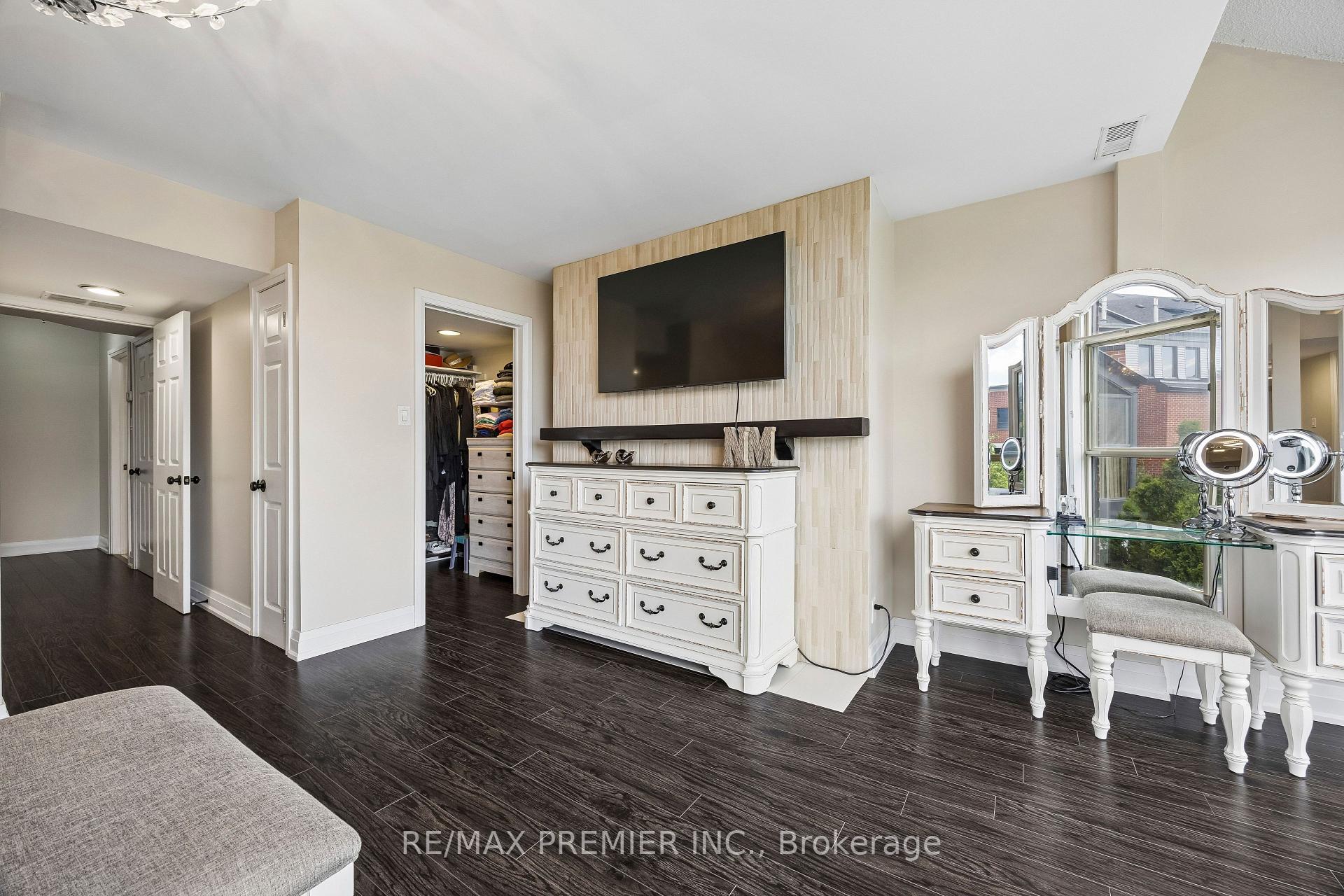 Photo 17 of Unit TH 8, 100 Arbors Lane, Vaughan, West Woodbridge — HOMEH
