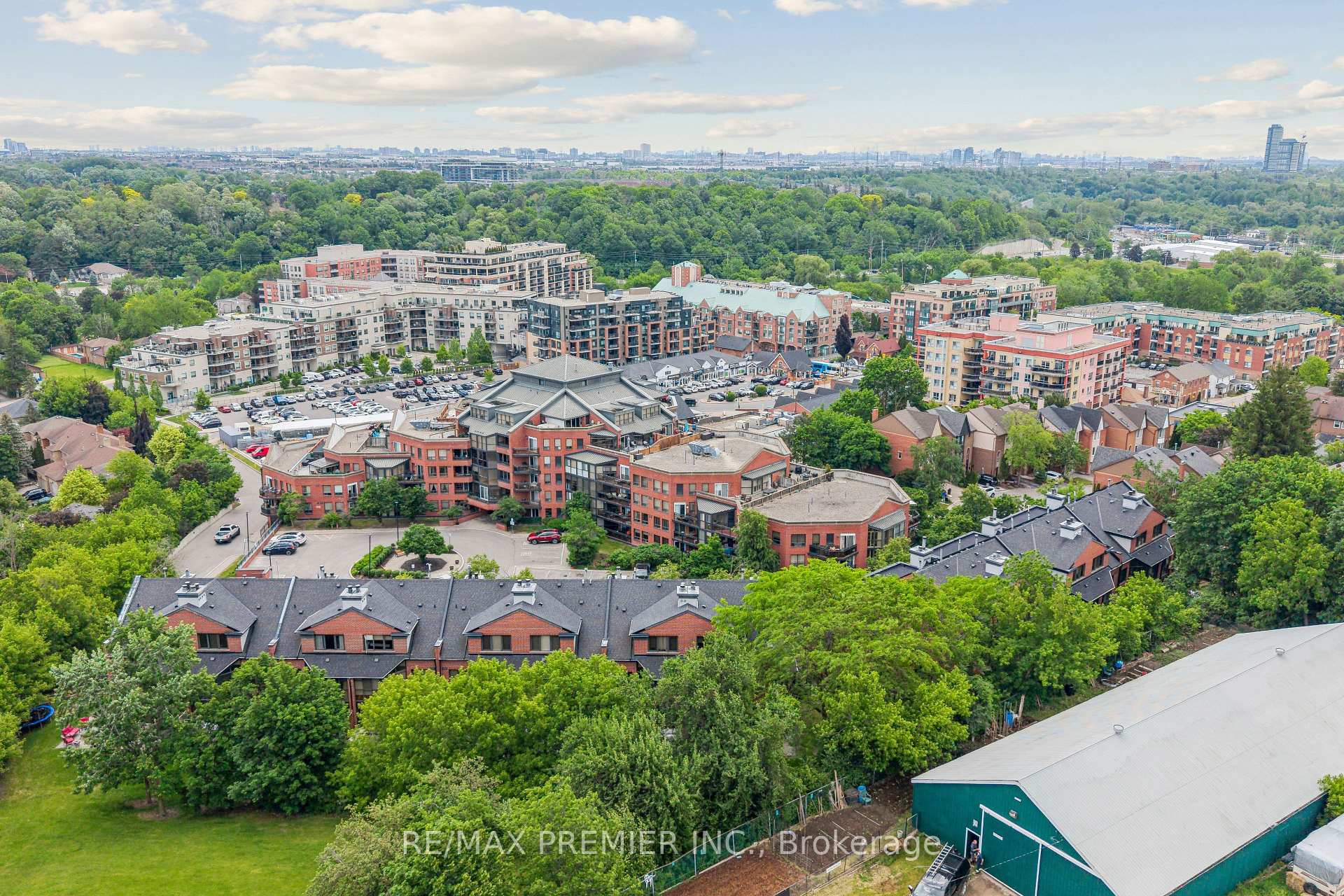 Photo 27 of Unit TH 8, 100 Arbors Lane, Vaughan, West Woodbridge — HOMEH