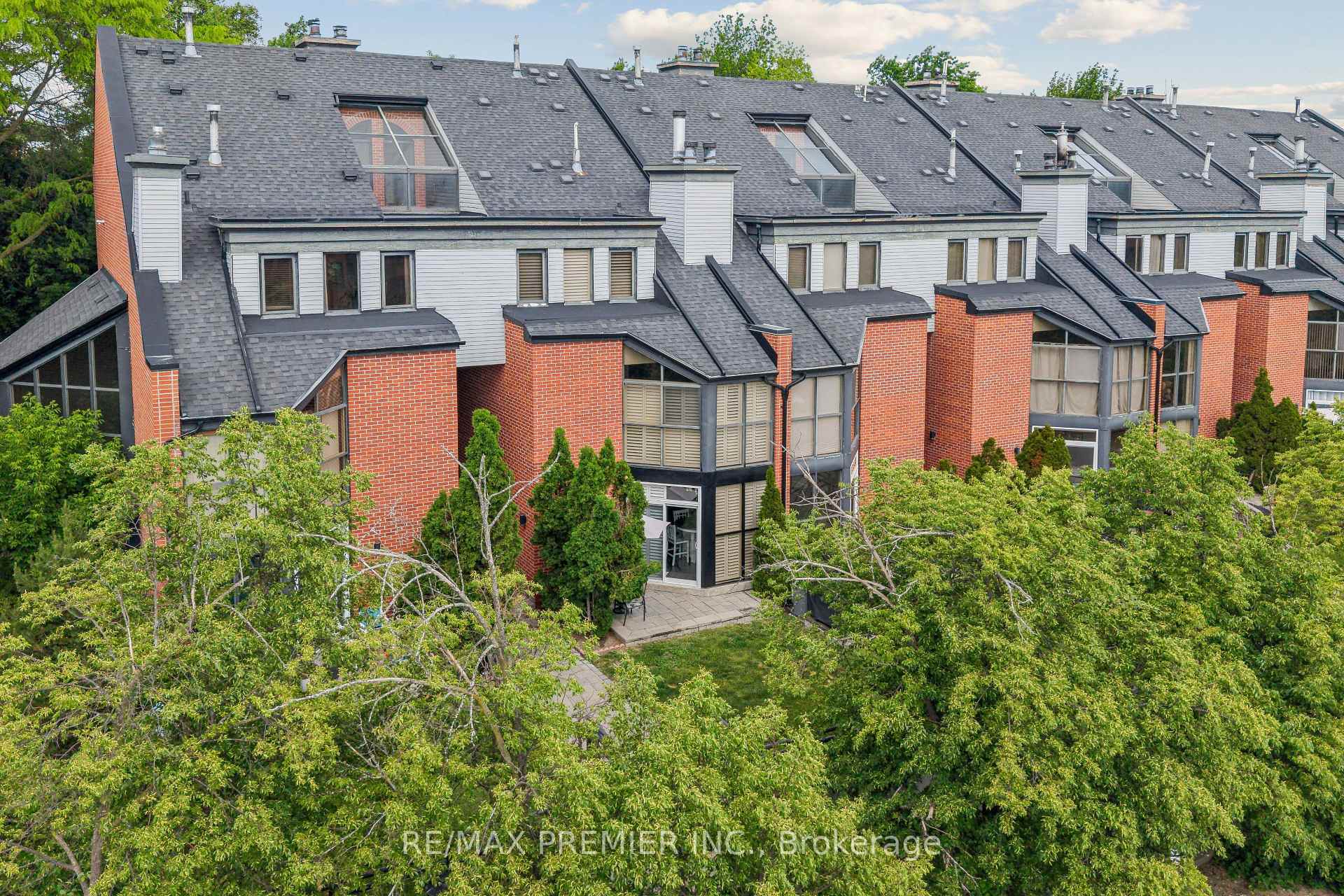 Photo 29 of Unit TH 8, 100 Arbors Lane, Vaughan, West Woodbridge — HOMEH