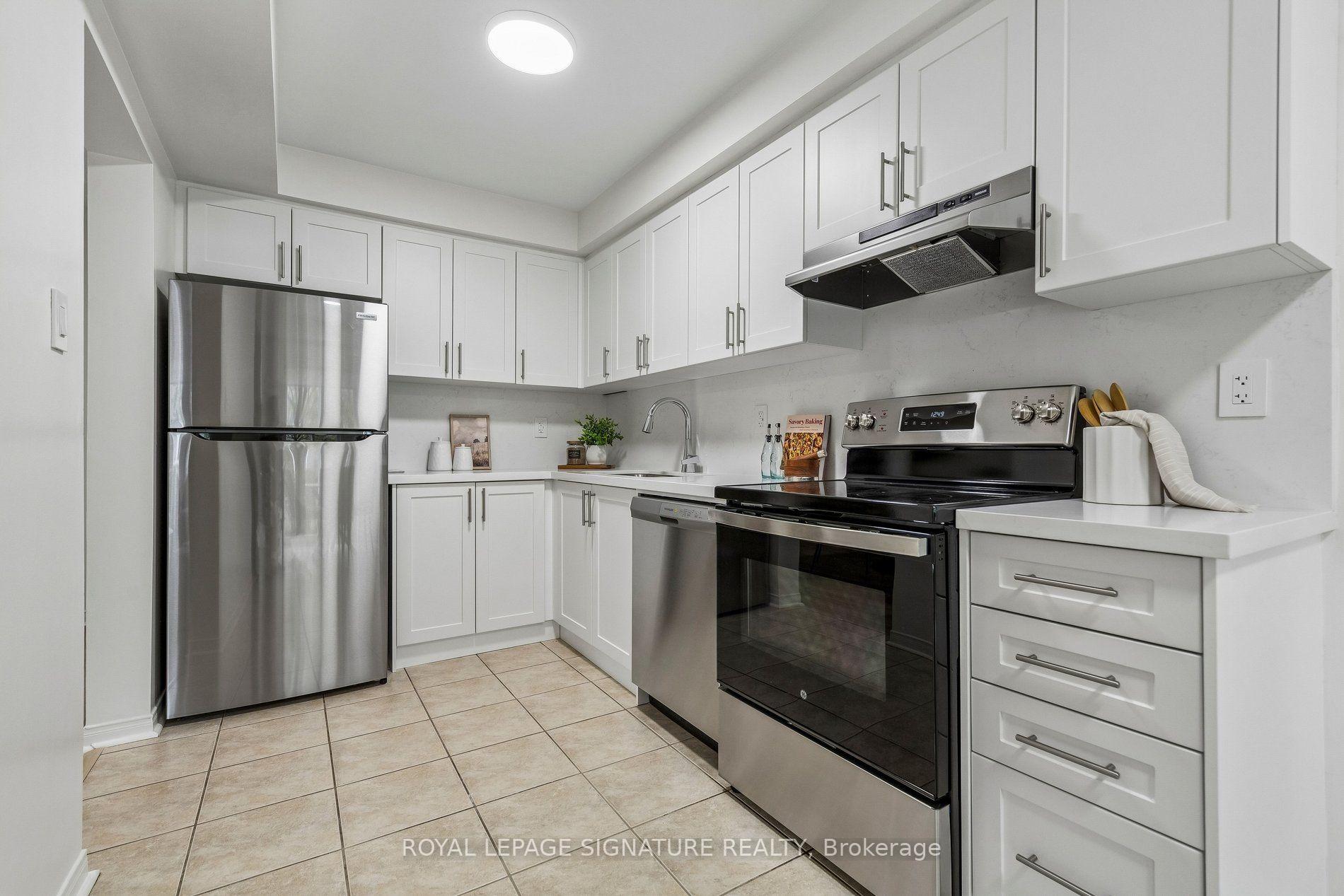 Photo 2 of Unit 100, 86 Joymar Drive, Mississauga, Streetsville — HOMEH