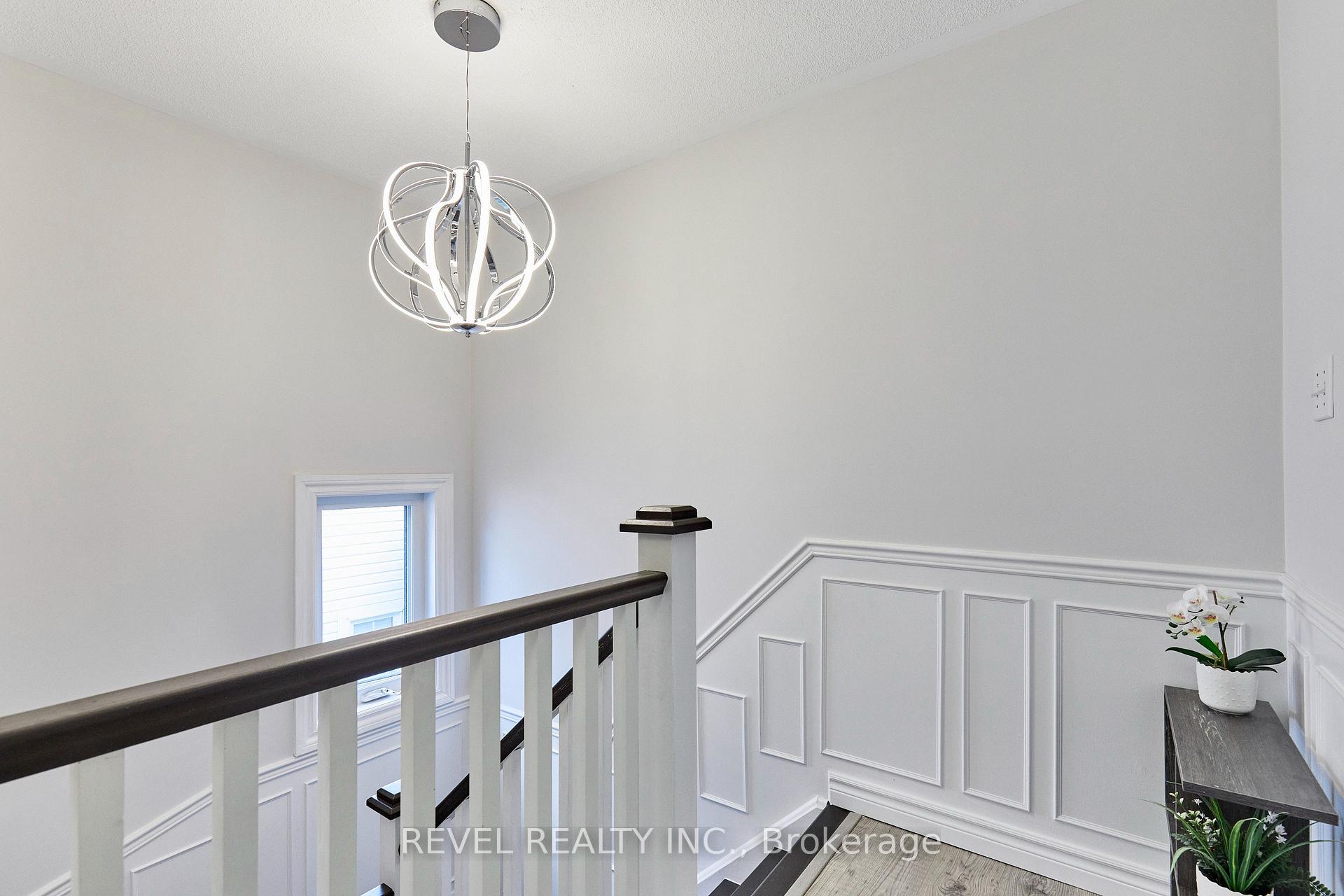 Photo 16 of 20 Breakwater Drive, Whitby, Port Whitby — HOMEH