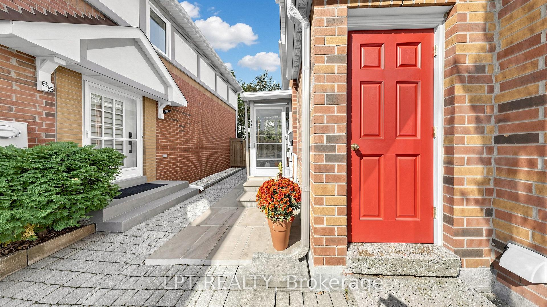 Photo 34 of 81 Shady Pine Circle, Brampton, Sandringham-Wellington — HOMEH