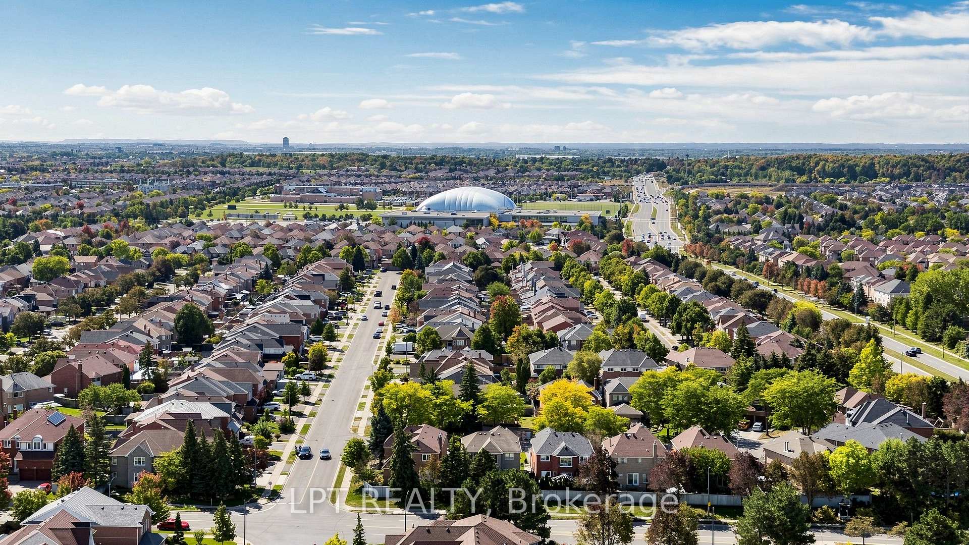 Photo 46 of 81 Shady Pine Circle, Brampton, Sandringham-Wellington — HOMEH