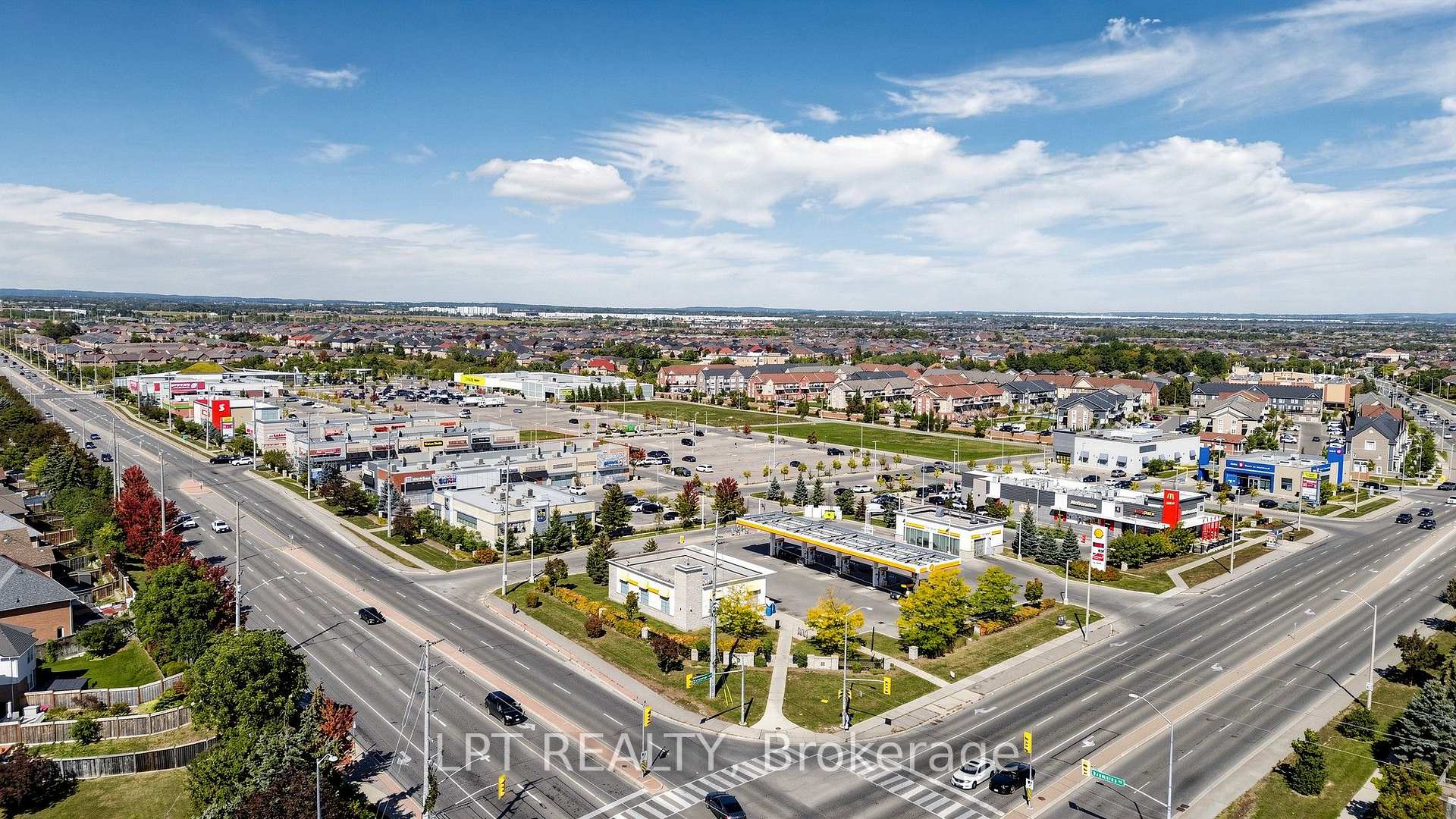 Photo 47 of 81 Shady Pine Circle, Brampton, Sandringham-Wellington — HOMEH