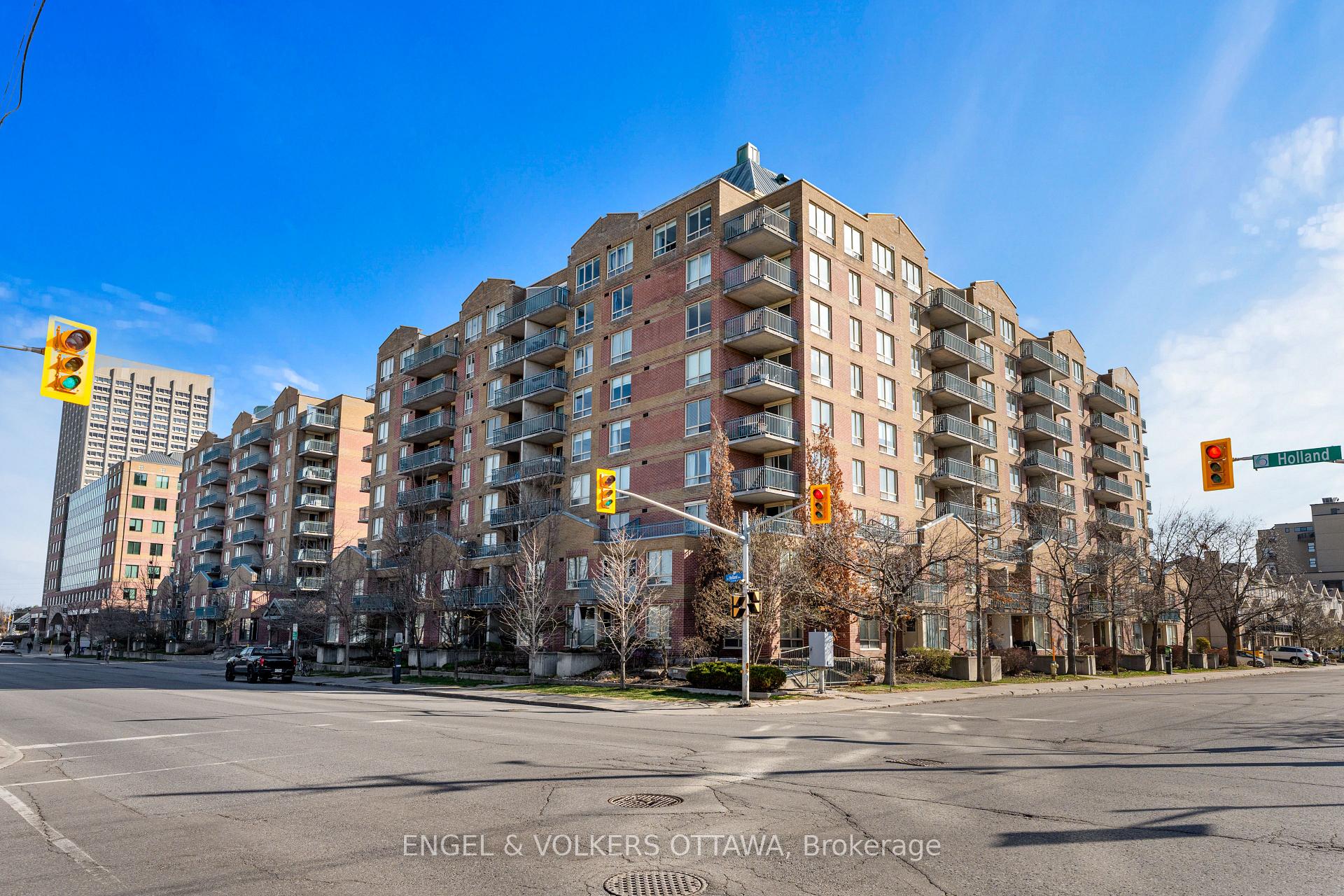 Photo of Unit 610, 45 Holland Avenue
