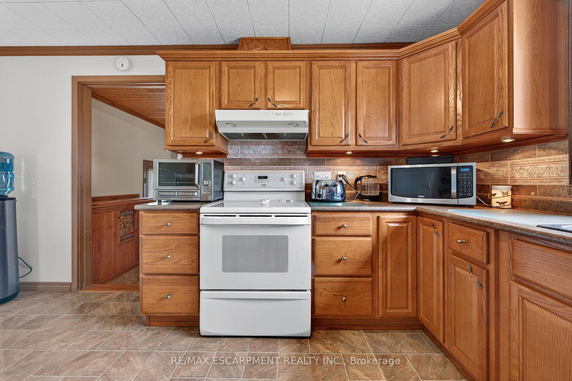 Photo 8 of 1057 Concession 4 Road, Haldimand — HOMEH