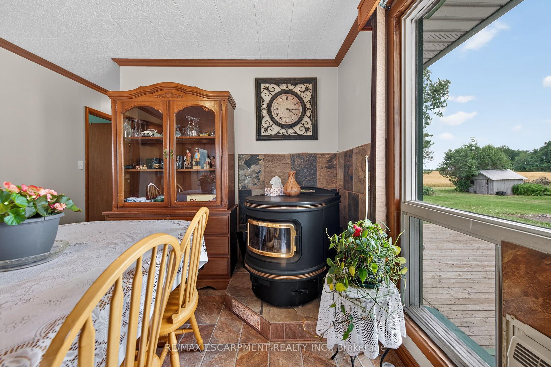 Photo 10 of 1057 Concession 4 Road, Haldimand — HOMEH
