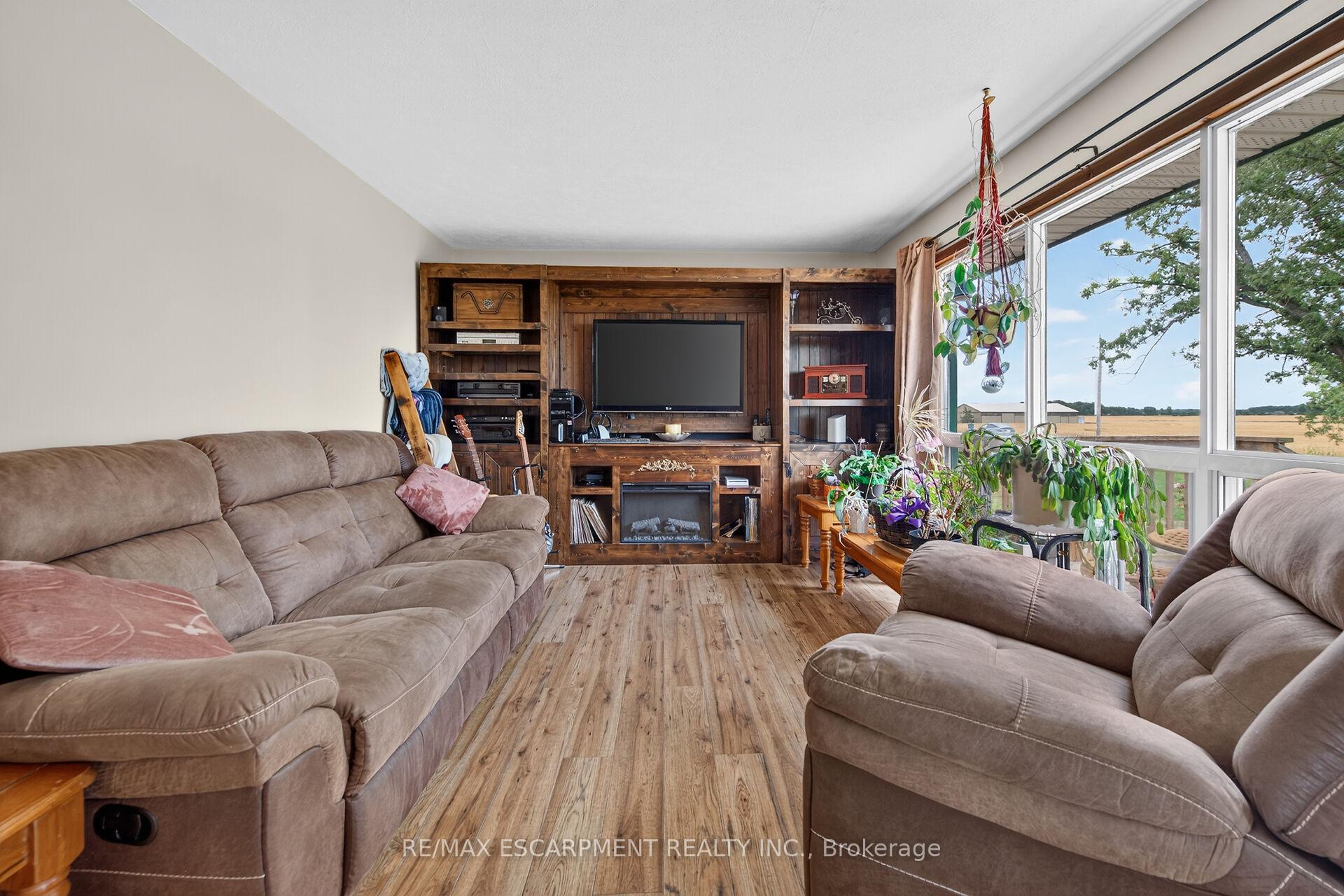 Photo 13 of 1057 Concession 4 Road, Haldimand — HOMEH