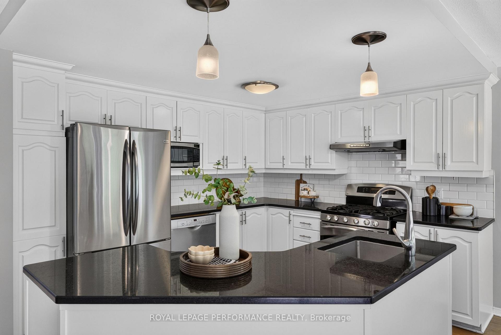 Photo 13 of 1720 Bellechasse Place, Ottawa, Chapel Hill — HOMEH