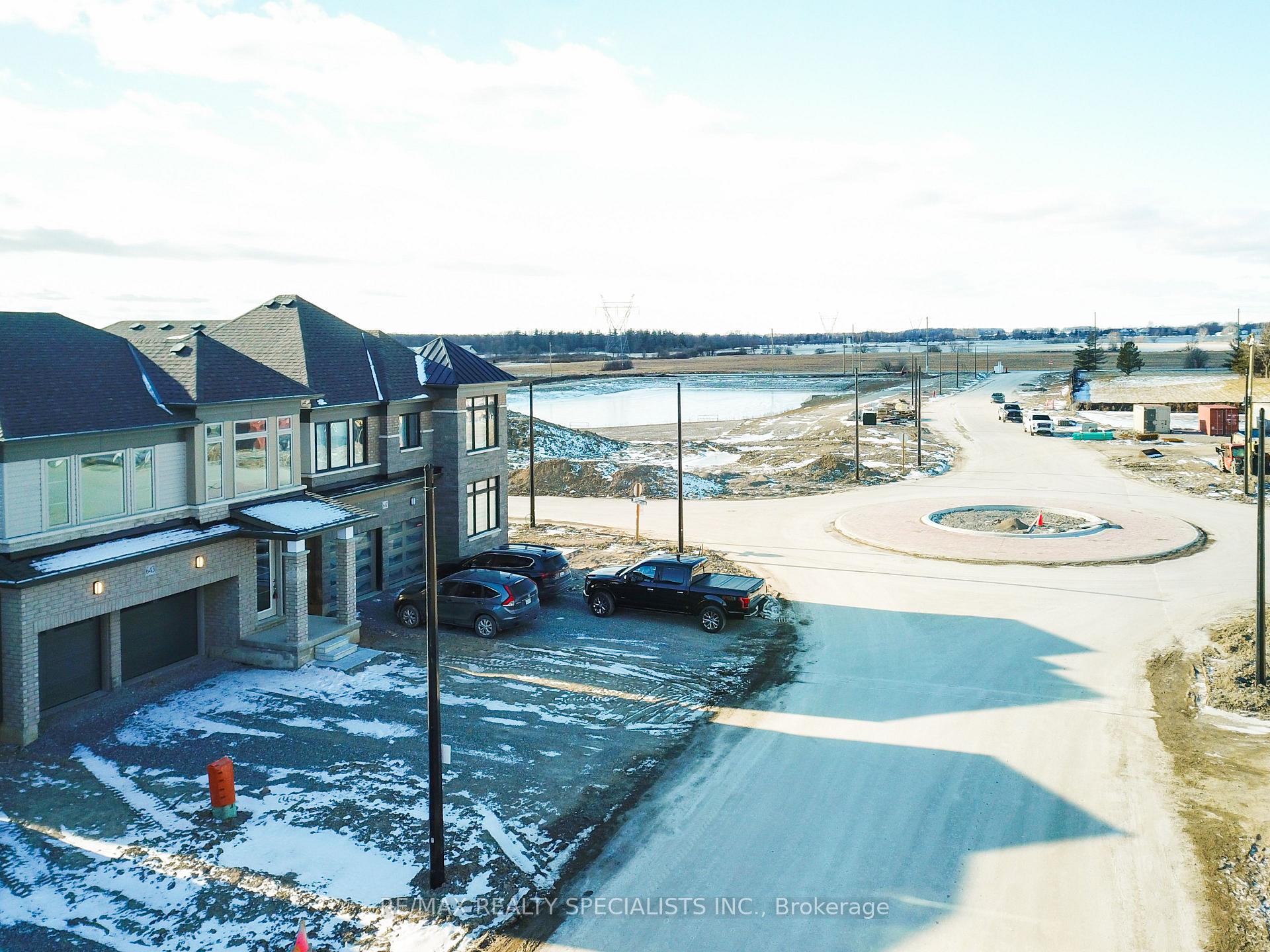Photo 9 of 643 Windwood Drive, Hamilton, Binbrook — HOMEH