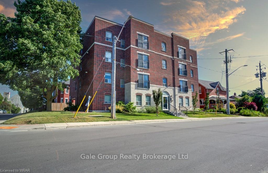 Front of Unit 203, 34 Brock Street W