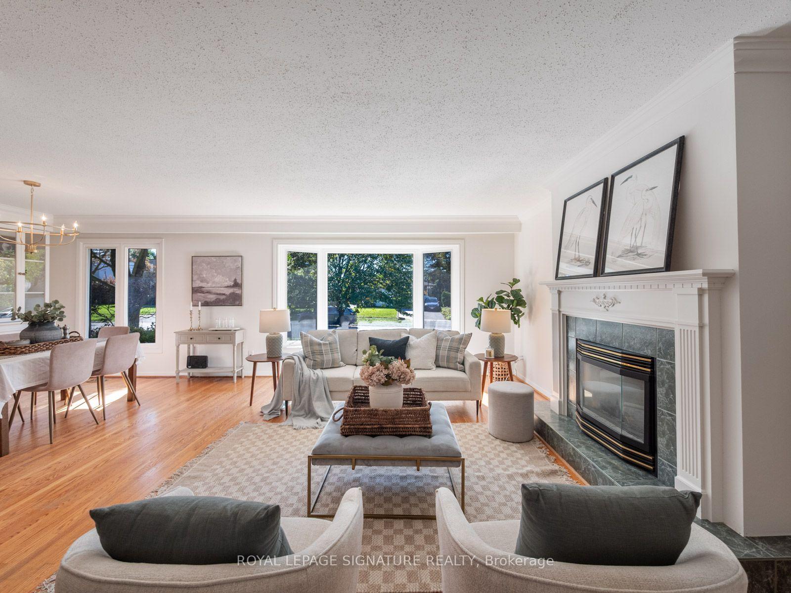 Photo 4 of 46 Manorglen Crescent, Scarborough, Agincourt South-Malvern West — HOMEH