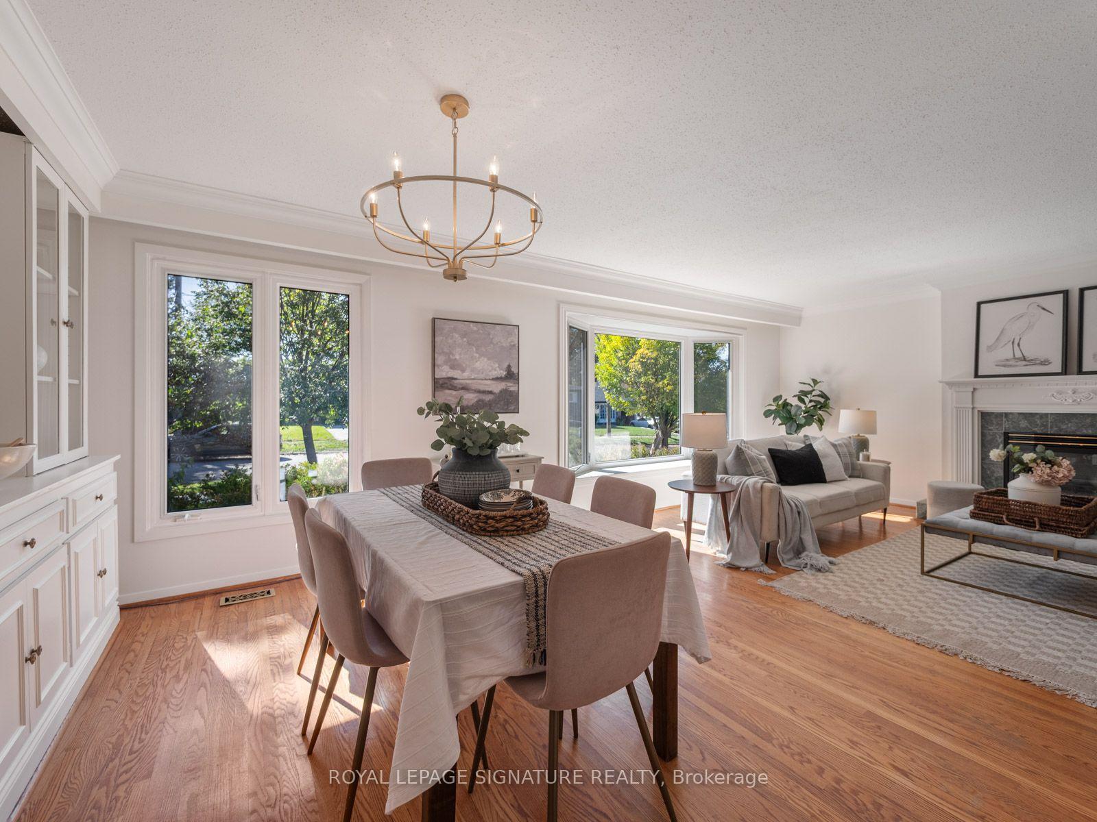 Photo 8 of 46 Manorglen Crescent, Scarborough, Agincourt South-Malvern West — HOMEH