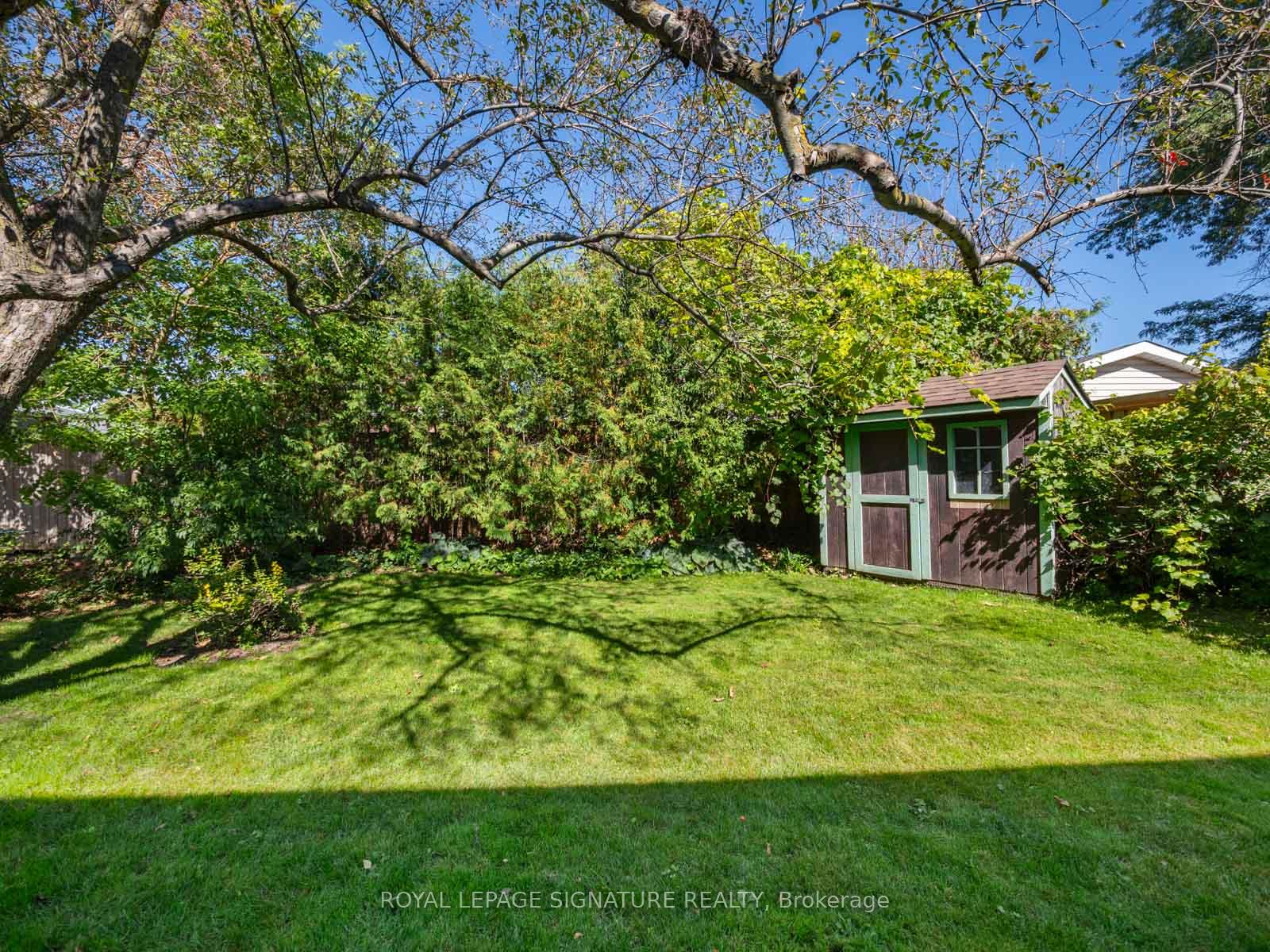 Photo 29 of 46 Manorglen Crescent, Scarborough, Agincourt South-Malvern West — HOMEH