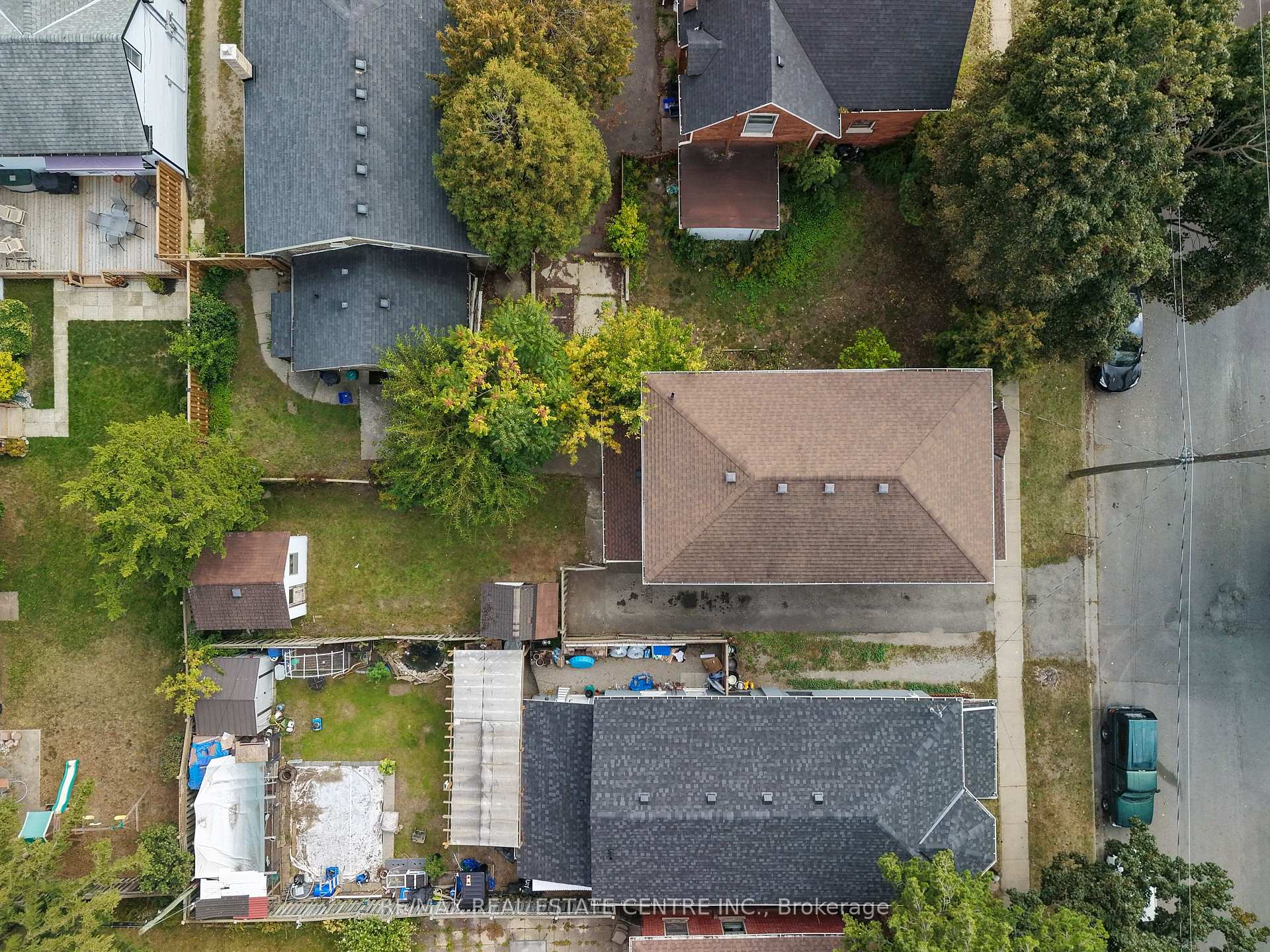 Photo 6 of 137 Alfred Street, Brantford, Downtown Core — HOMEH