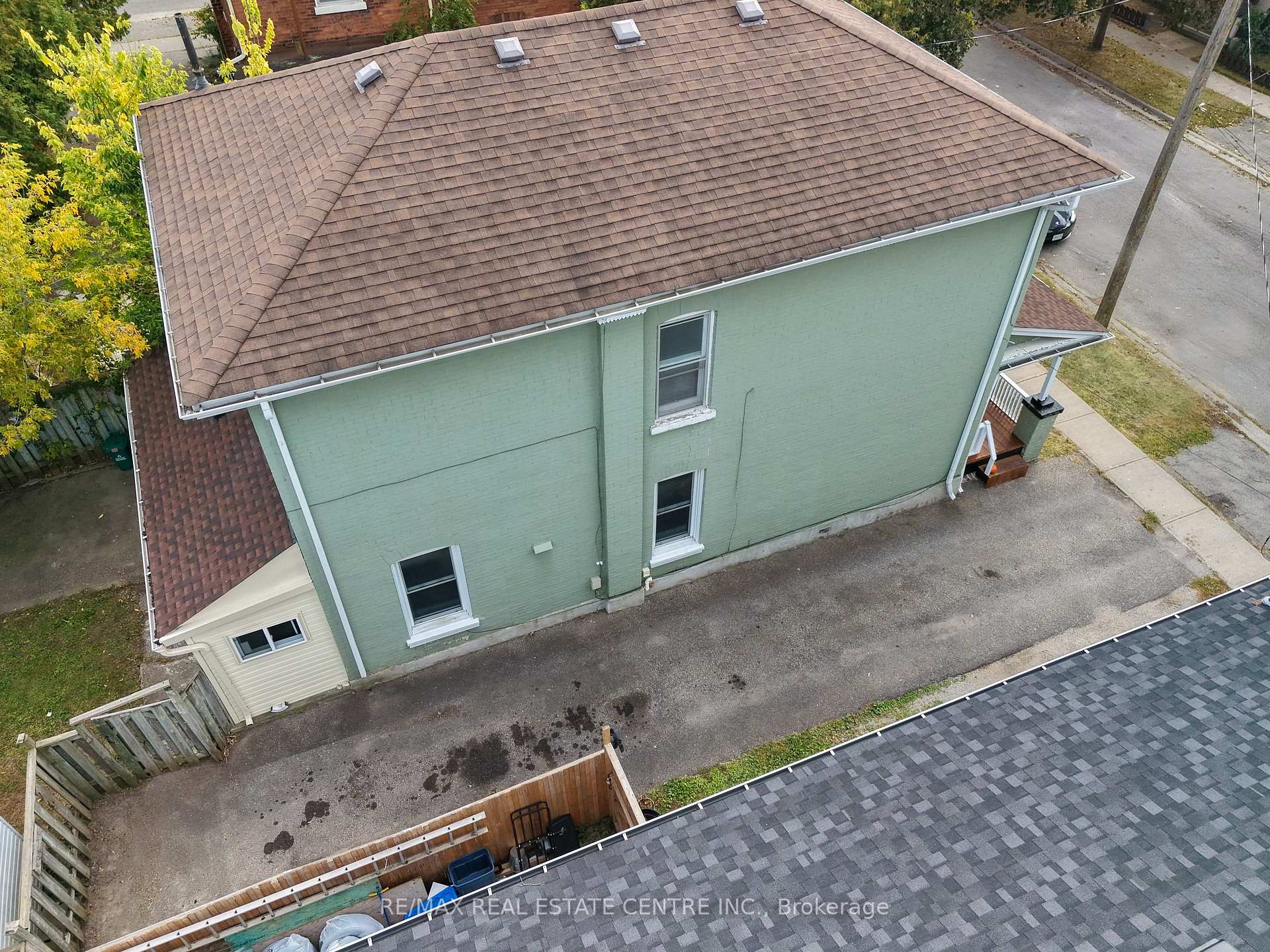 Photo 7 of 137 Alfred Street, Brantford, Downtown Core — HOMEH