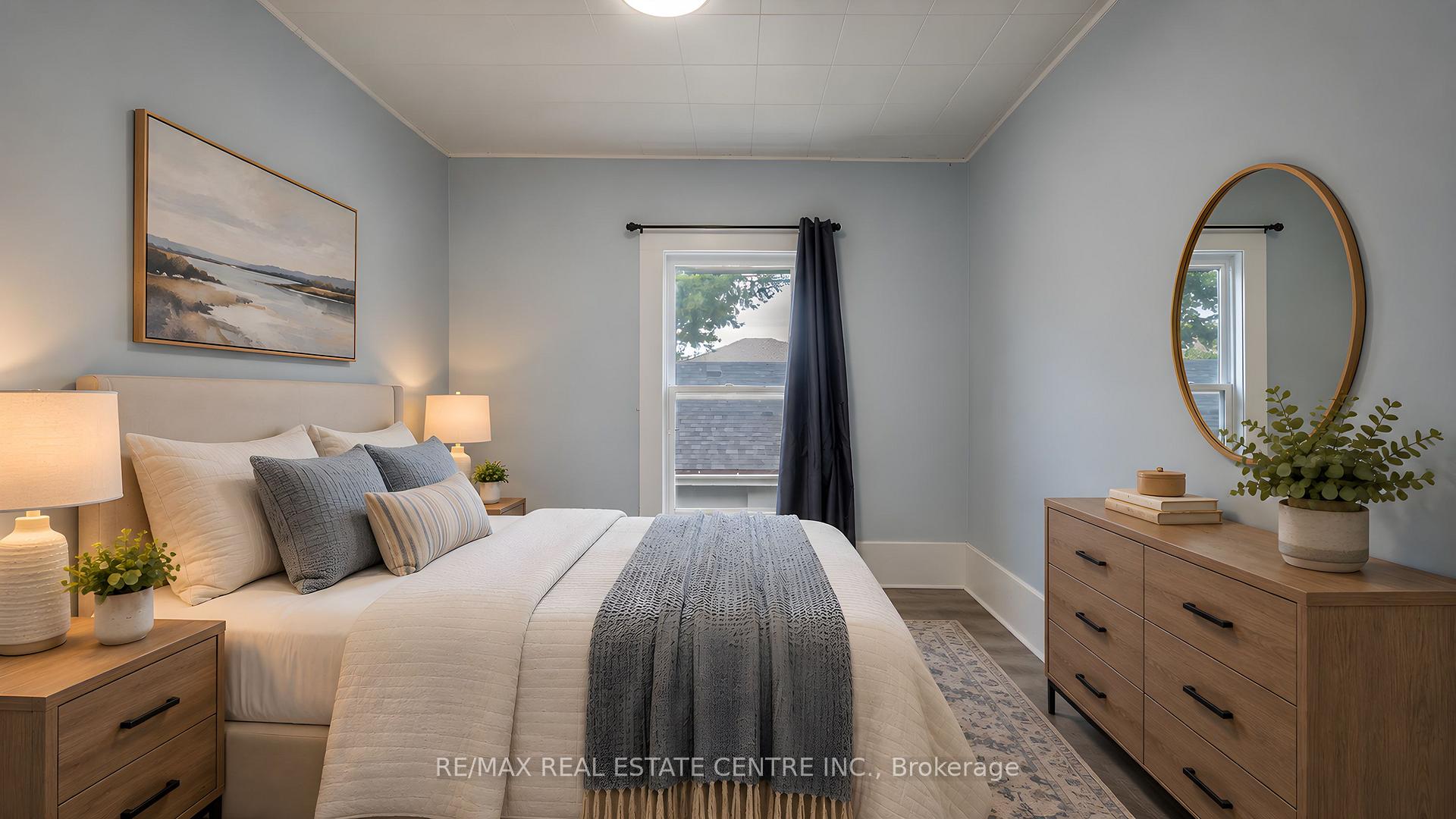 Photo 34 of 137 Alfred Street, Brantford, Downtown Core — HOMEH