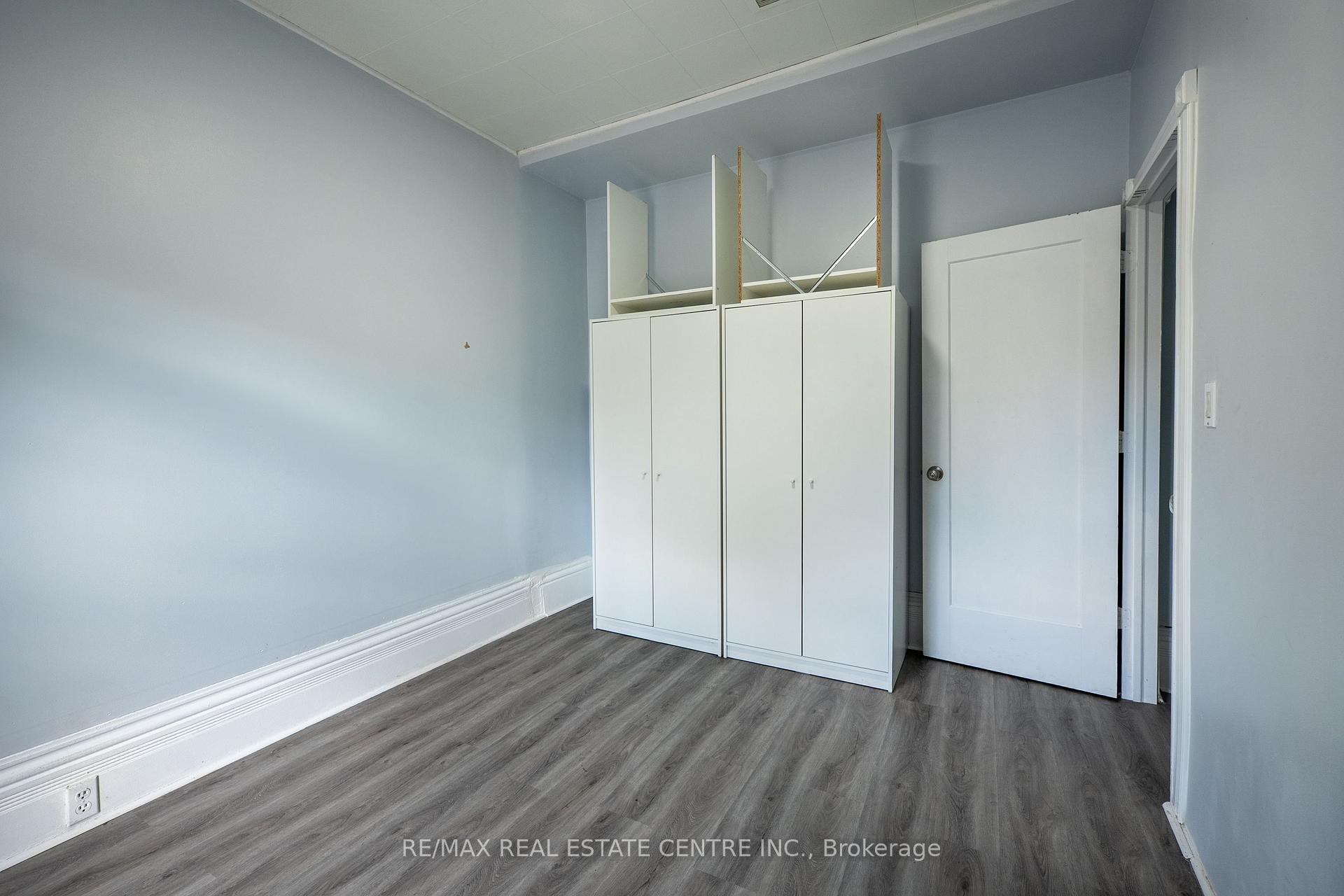 Photo 44 of 137 Alfred Street, Brantford, Downtown Core — HOMEH